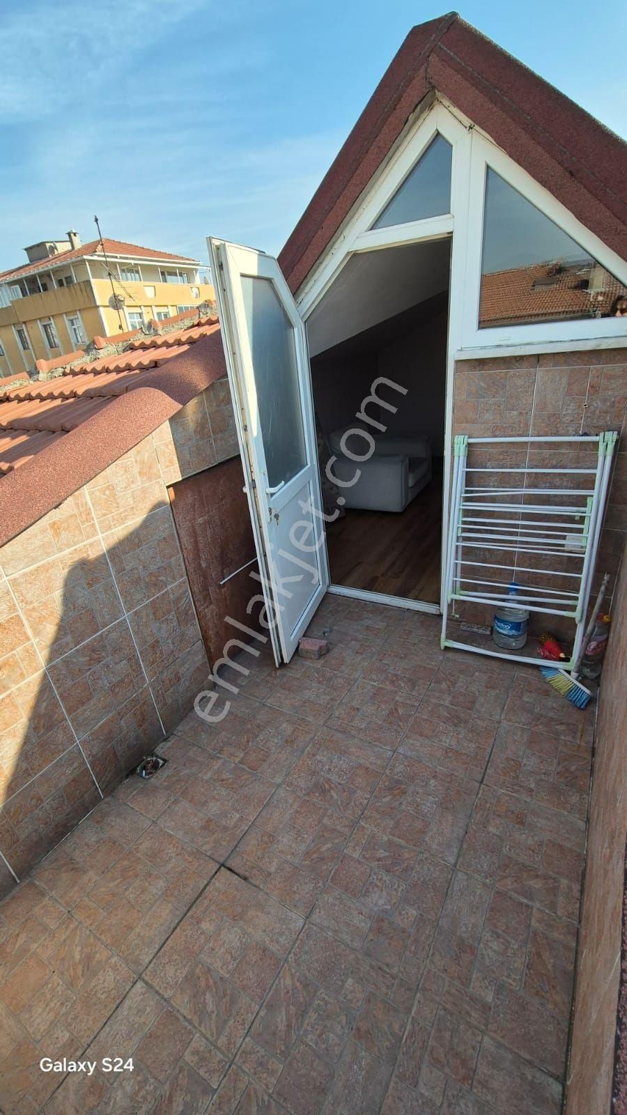 Bahçeli Evler De Kiralık Eşyalı Daire 1+1 Asansörlü Otoparklı - Görsel 16