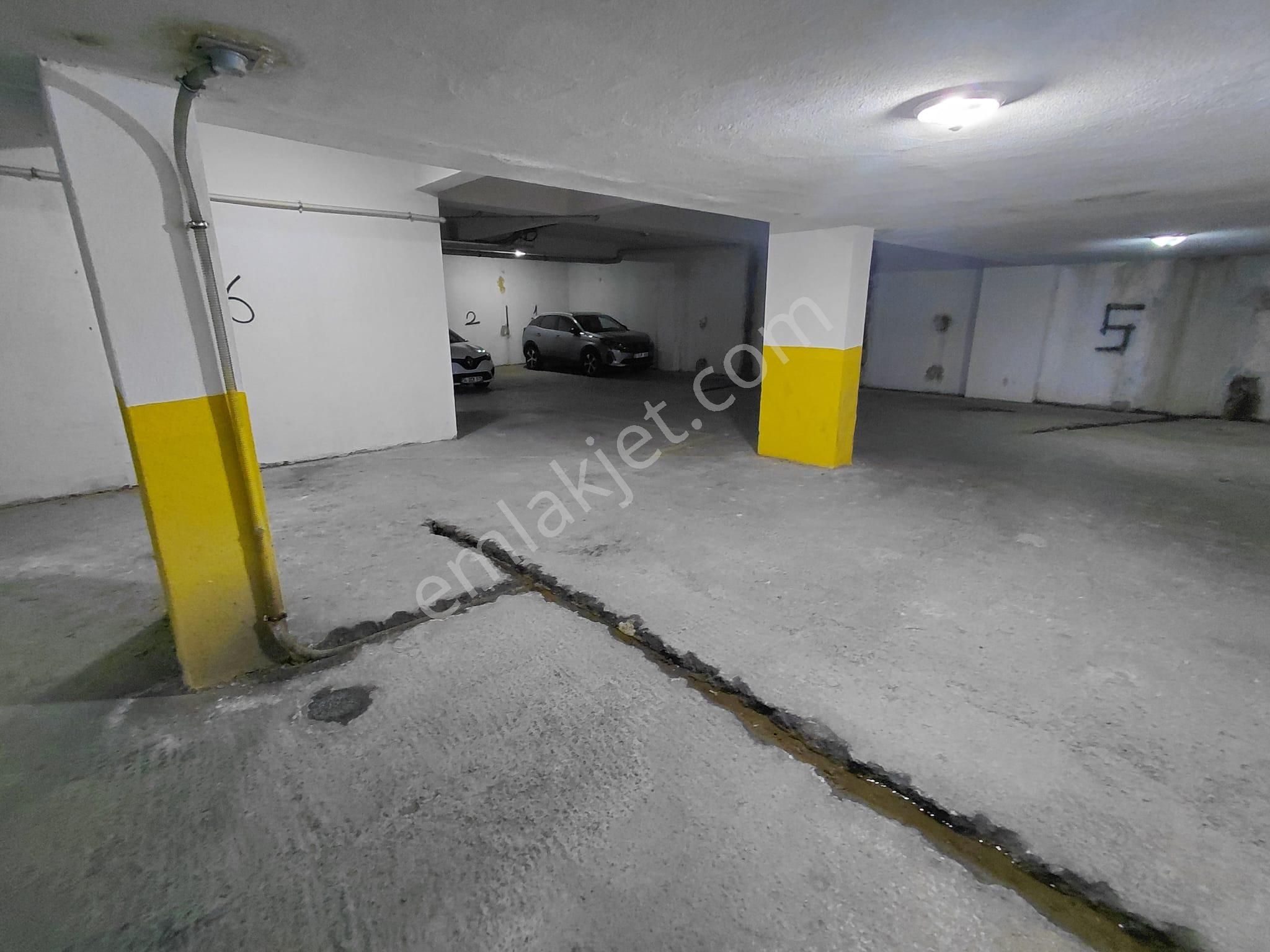 Bölgede Nadir Kapalı Otoparklı Asansörlü 2+1 Kiralık Daire - Görsel 2
