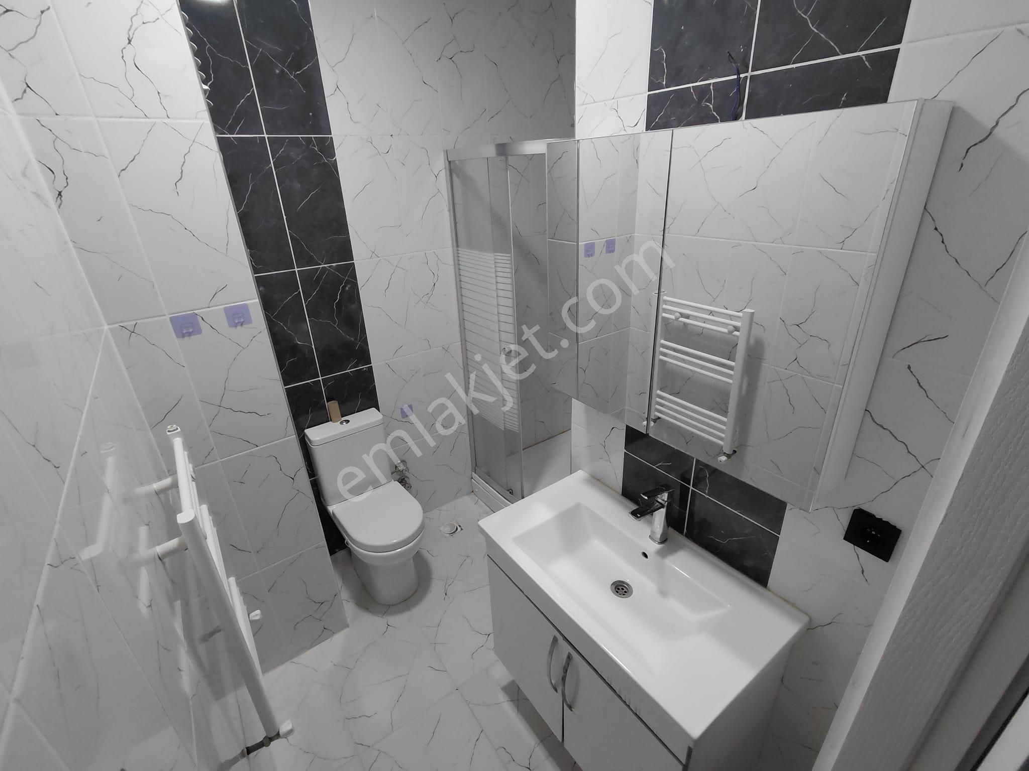 Bölgede Nadir Kapalı Otoparklı Asansörlü 2+1 Kiralık Daire - Görsel 16