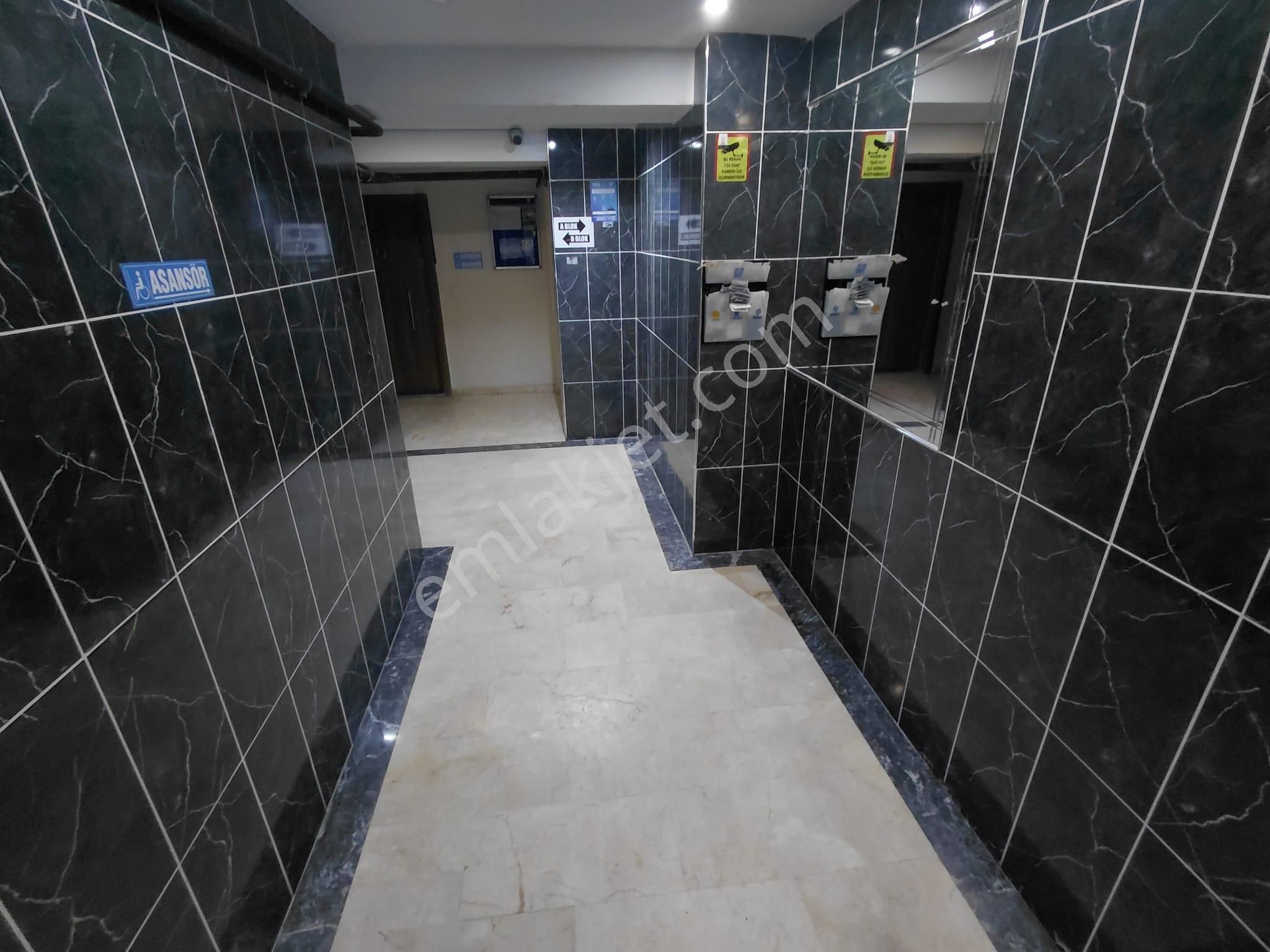 Bölgede Nadir Kapalı Otoparklı Asansörlü 2+1 Kiralık Daire - Görsel 5