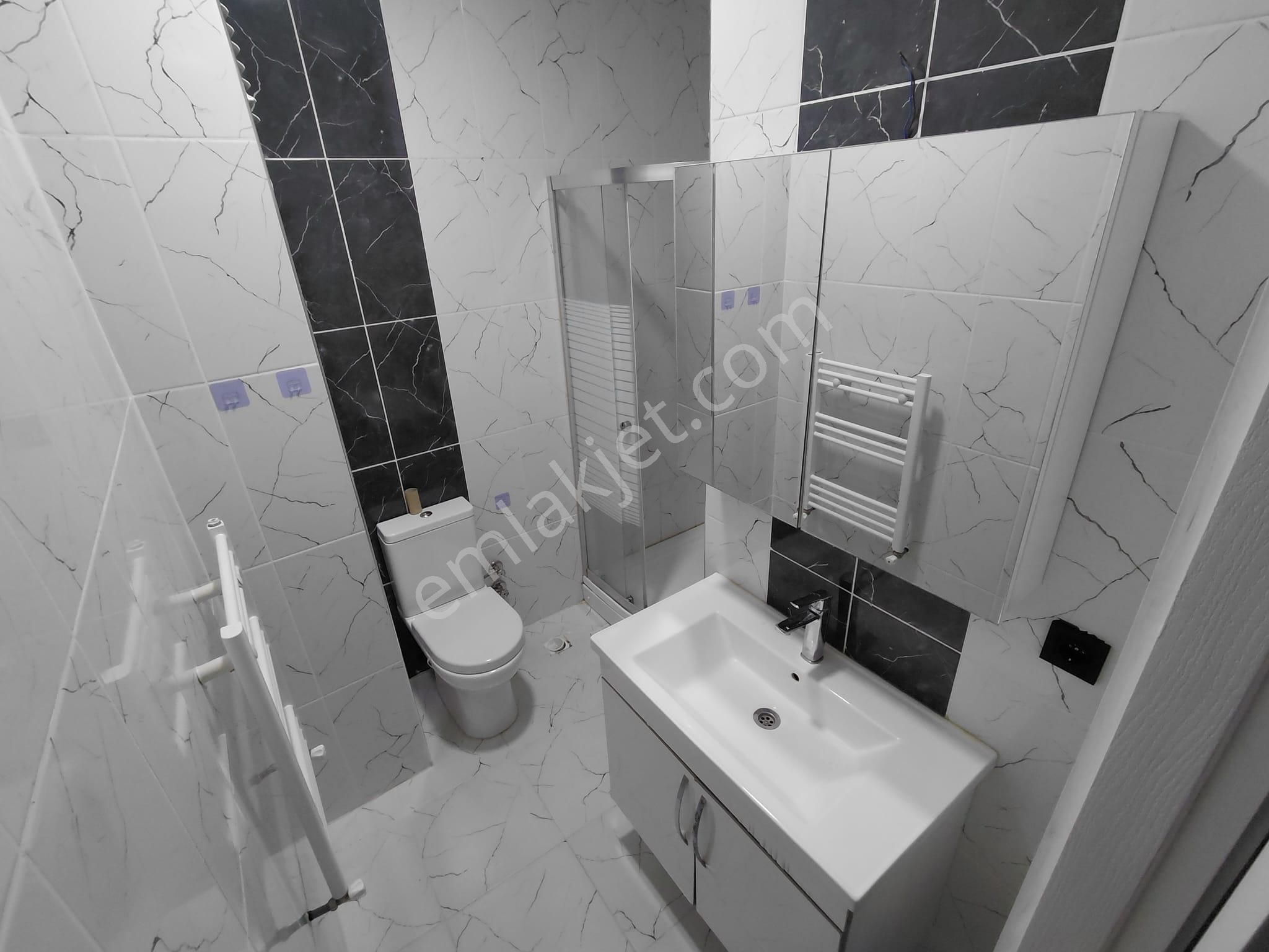 Bölgede Nadir Kapalı Otoparklı Asansörlü 2+1 Kiralık Daire - Görsel 17