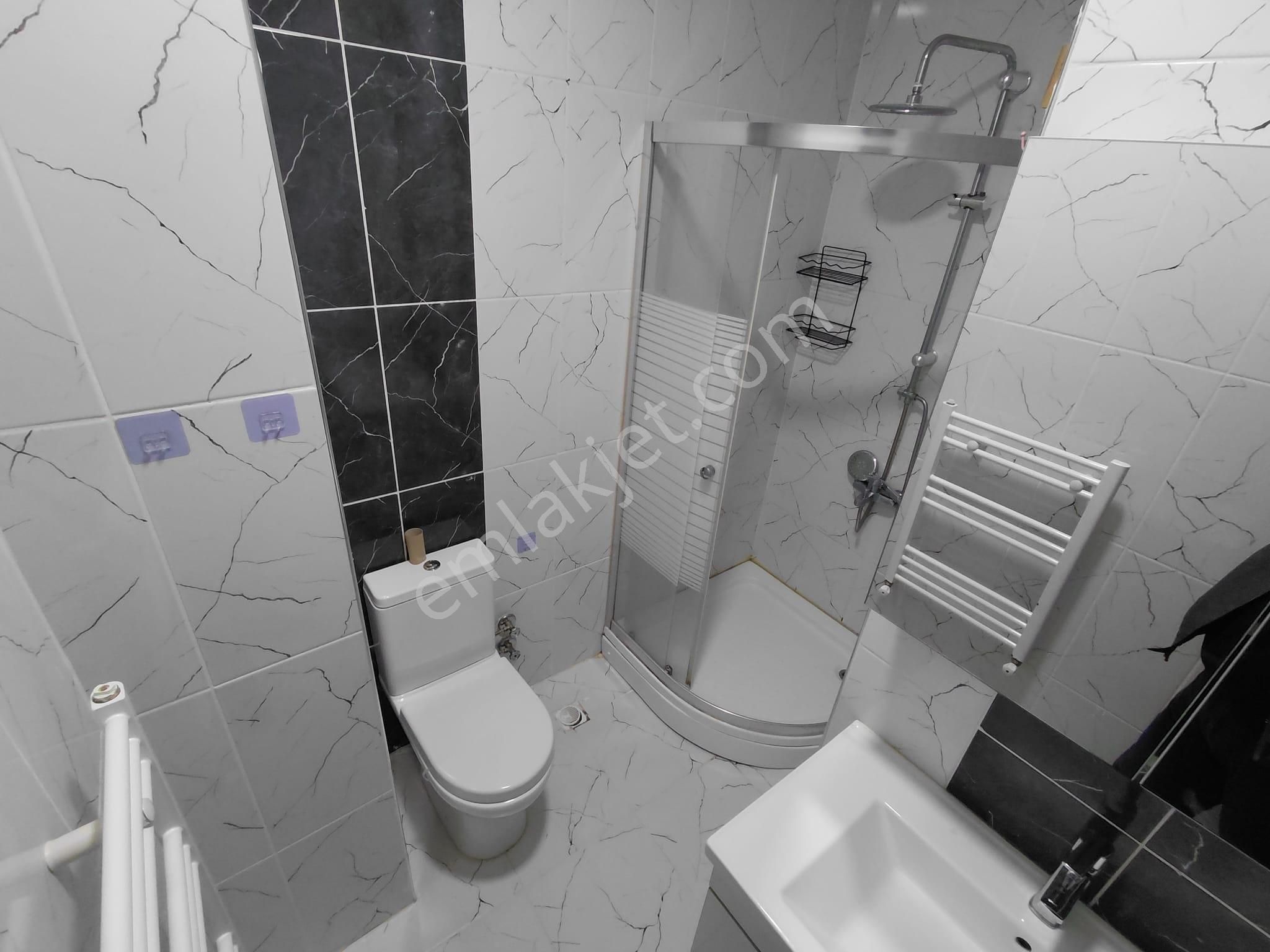 Bölgede Nadir Kapalı Otoparklı Asansörlü 2+1 Kiralık Daire - Görsel 14