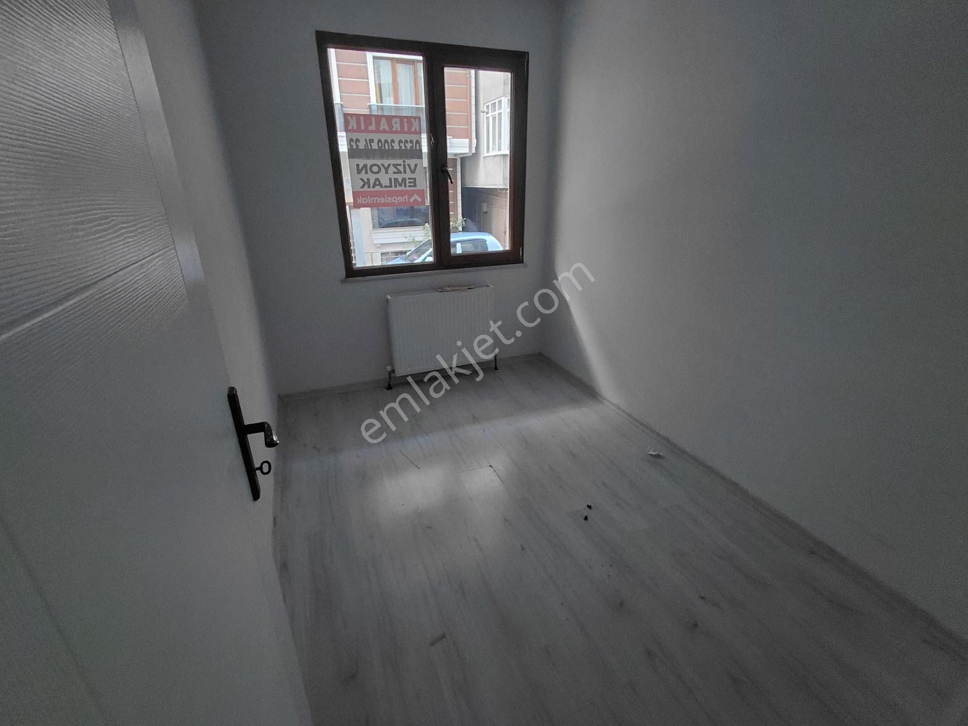 Bölgede Nadir Kapalı Otoparklı Asansörlü 2+1 Kiralık Daire - Görsel 32