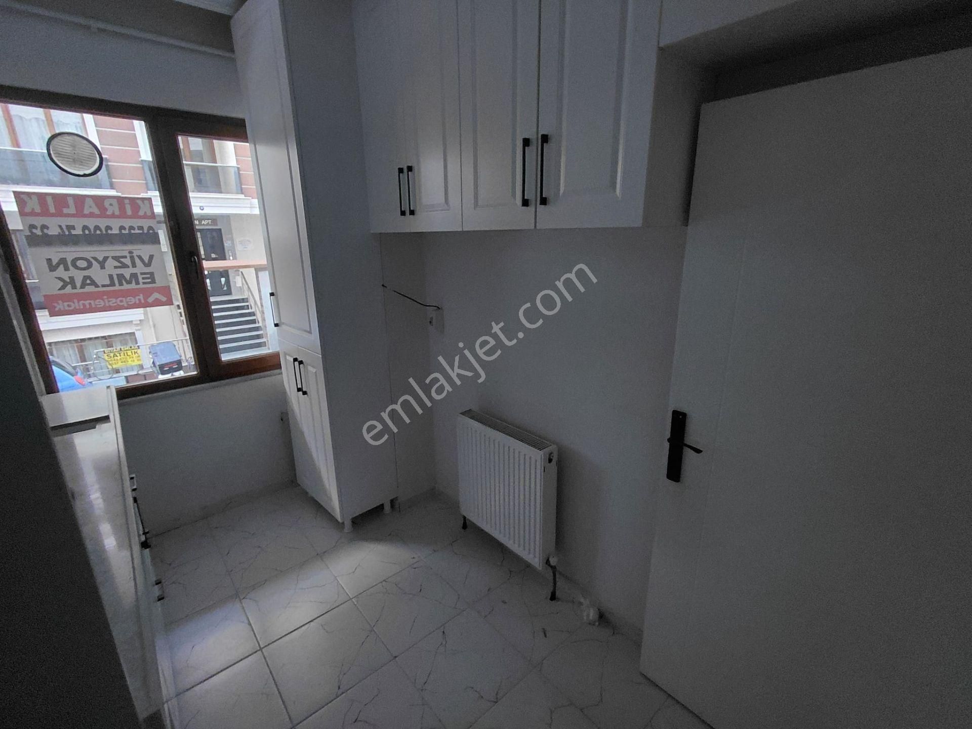 Bölgede Nadir Kapalı Otoparklı Asansörlü 2+1 Kiralık Daire - Görsel 34