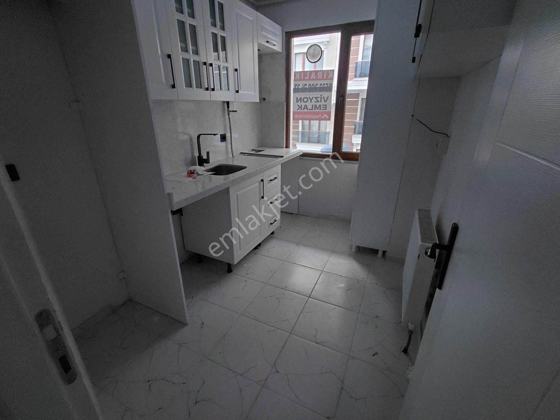 Bölgede Nadir Kapalı Otoparklı Asansörlü 2+1 Kiralık Daire - Görsel 35