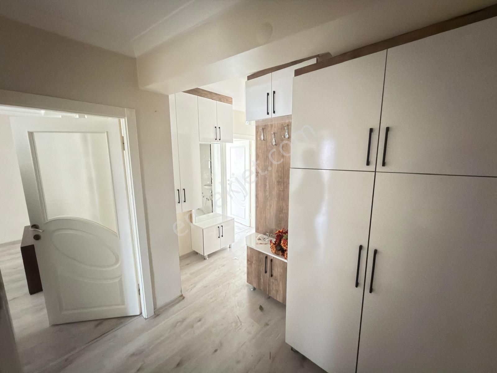 Sincan Malazgirt Mhde Yeni Bina Yapılı 3+1 Harika Konumda Ara Kat Daire - Görsel 25