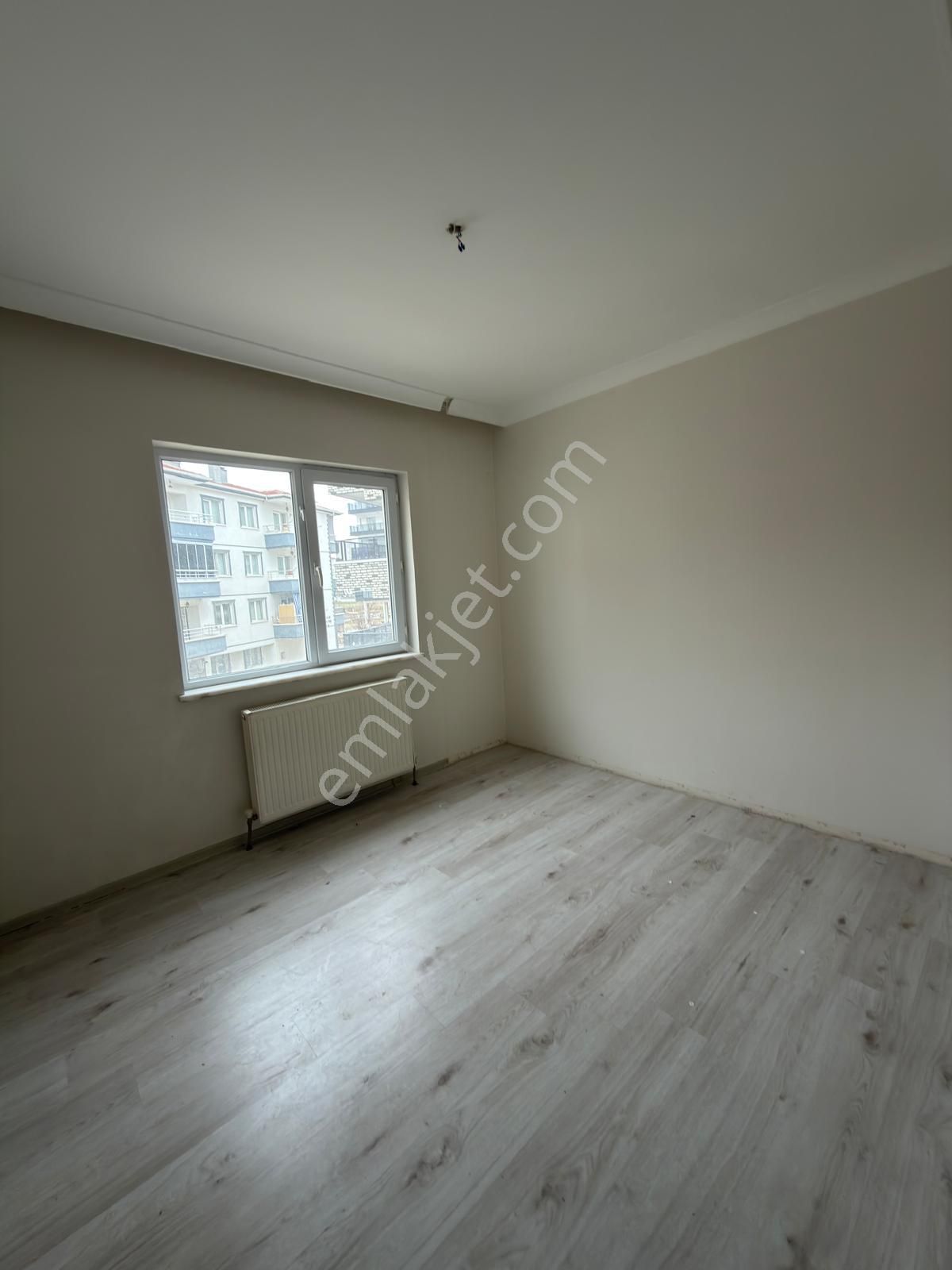 Sincan Malazgirt Mhde Yeni Bina Yapılı 3+1 Harika Konumda Ara Kat Daire - Görsel 8