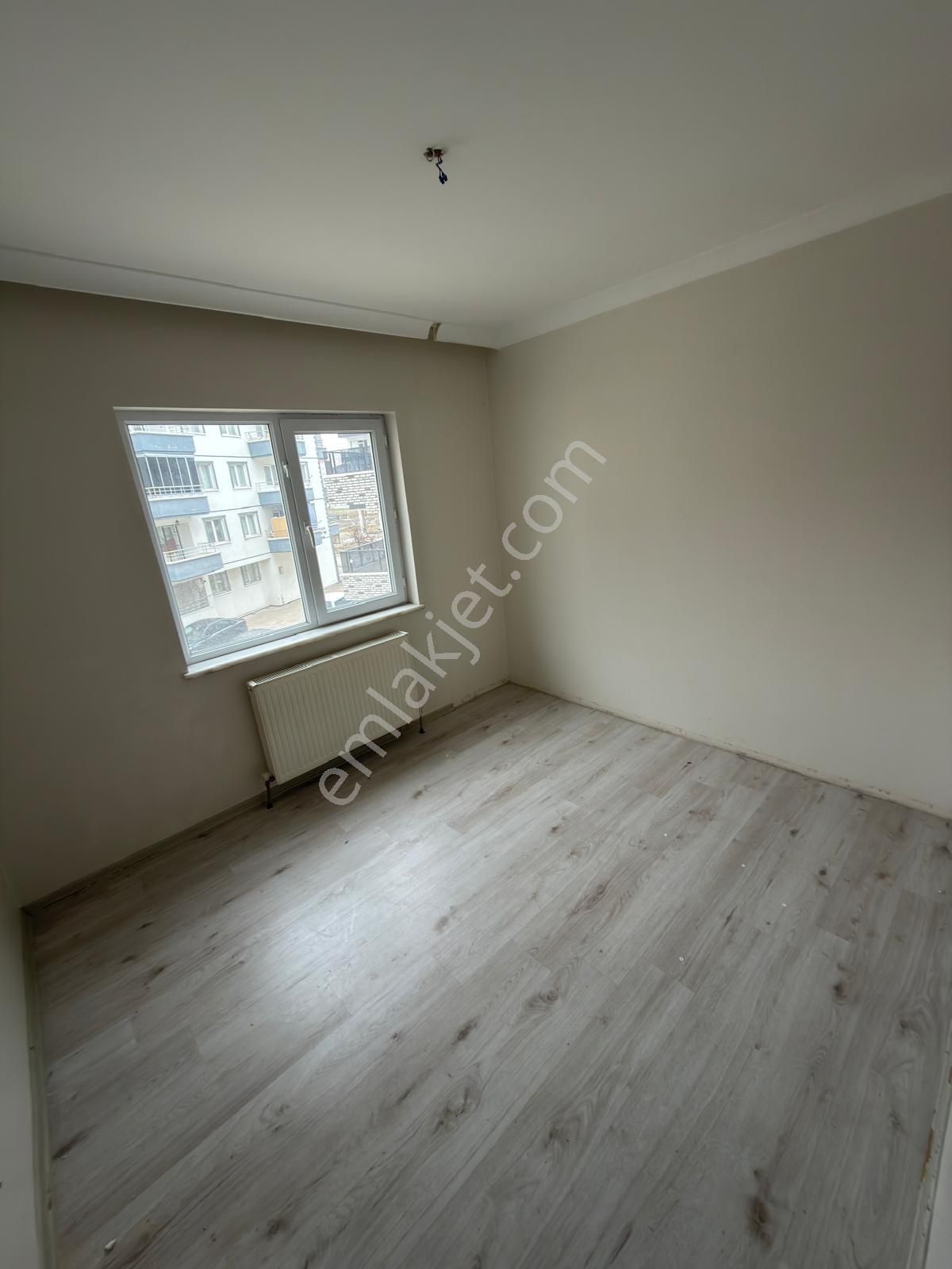 Sincan Malazgirt Mhde Yeni Bina Yapılı 3+1 Harika Konumda Ara Kat Daire - Görsel 9