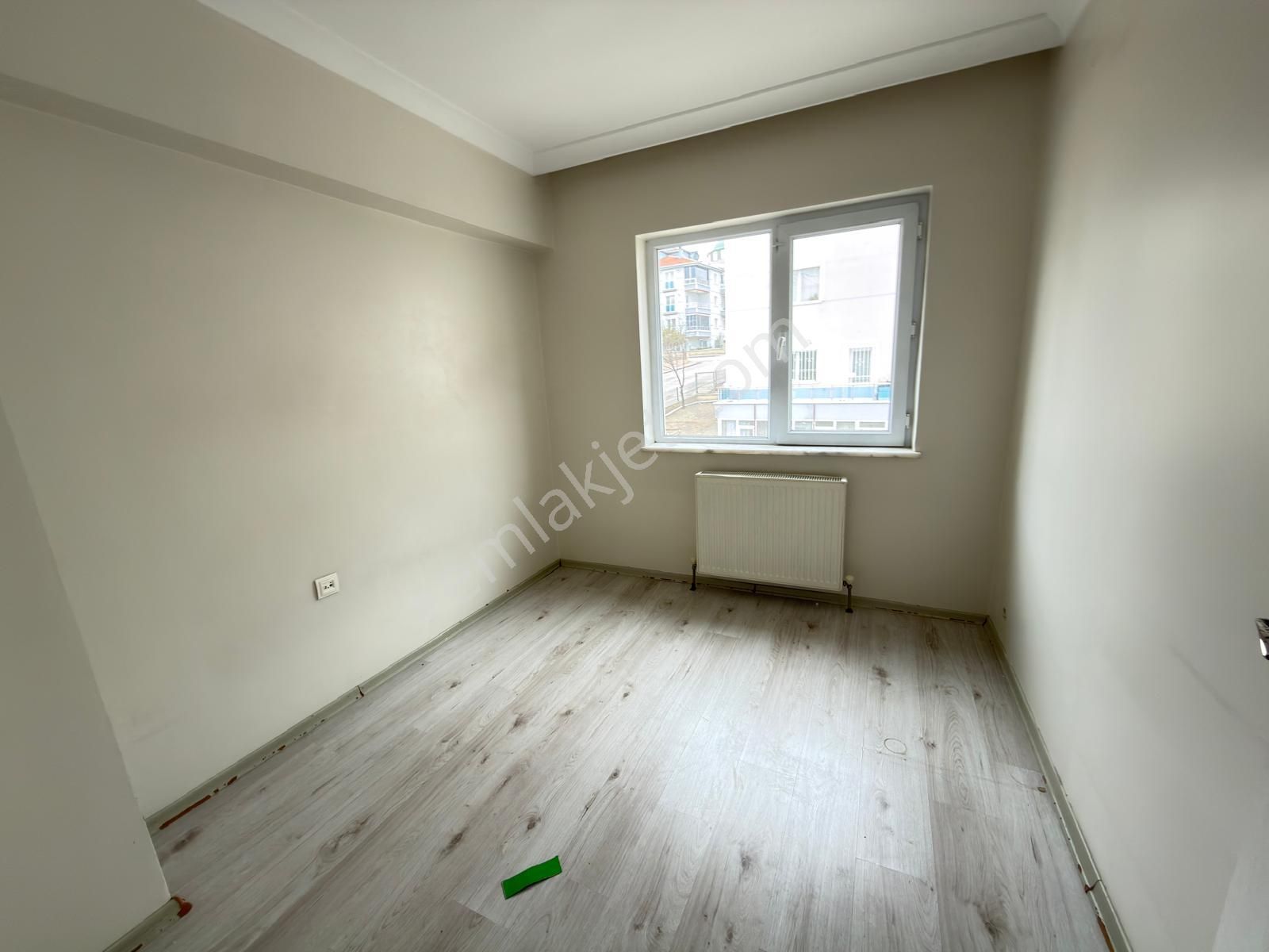 Sincan Malazgirt Mhde Yeni Bina Yapılı 3+1 Harika Konumda Ara Kat Daire - Görsel 16