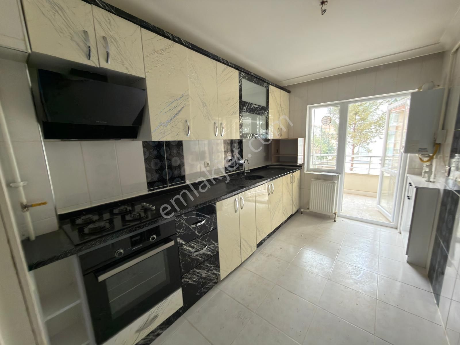 Sincan Malazgirt Mhde Yeni Bina Yapılı 3+1 Harika Konumda Ara Kat Daire - Görsel 2