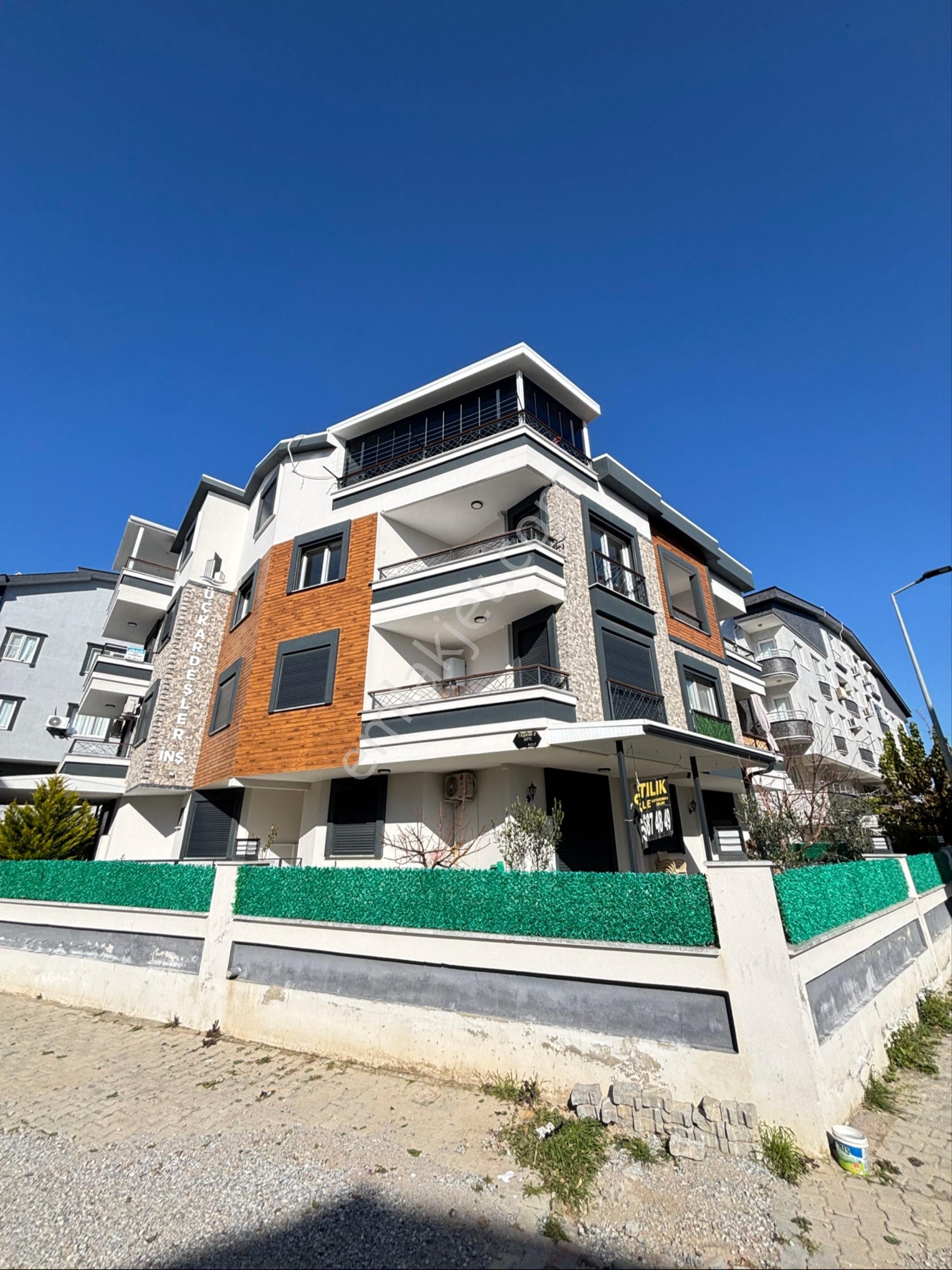 🏡 Efeler Mahallesi Cumhuriyet Okulu Arkası Satılık 2+1 Açık Mutfak Daire