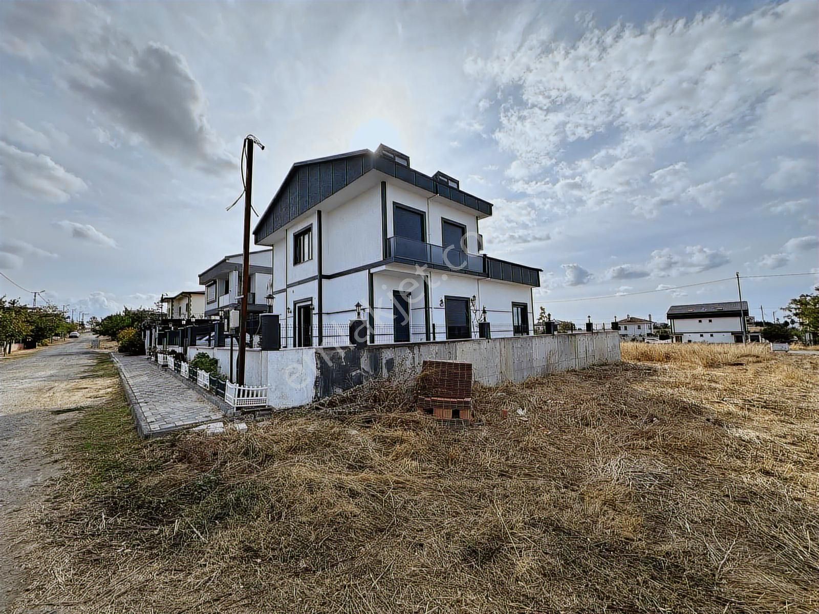 Denize Yürüme 15dk Mühteşem Deniz Manzaralı Mustakil Villa - Görsel 35