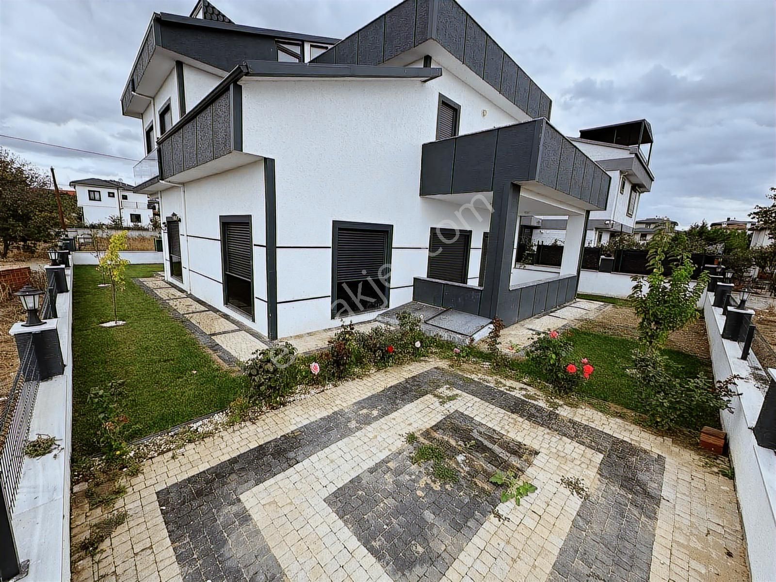 Denize Yürüme 15dk Mühteşem Deniz Manzaralı Mustakil Villa - Görsel 21