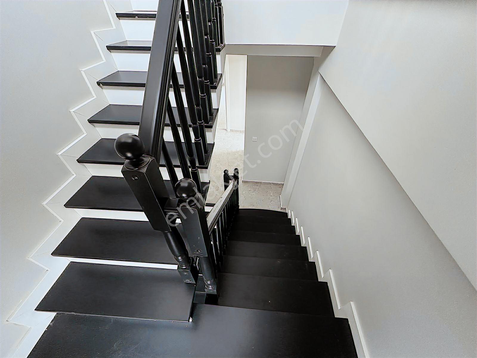 Denize Yürüme 15dk Mühteşem Deniz Manzaralı Mustakil Villa - Görsel 10