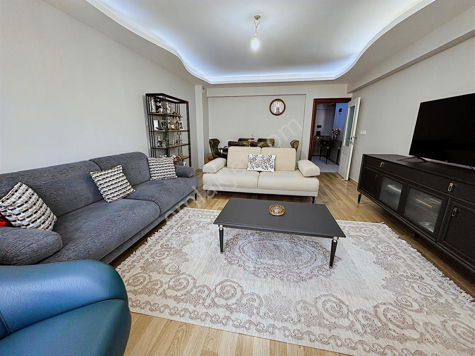 Cumhuryet Mah Nezih Ve Sakin Yerinde Otoparklı Daire - Görsel 14