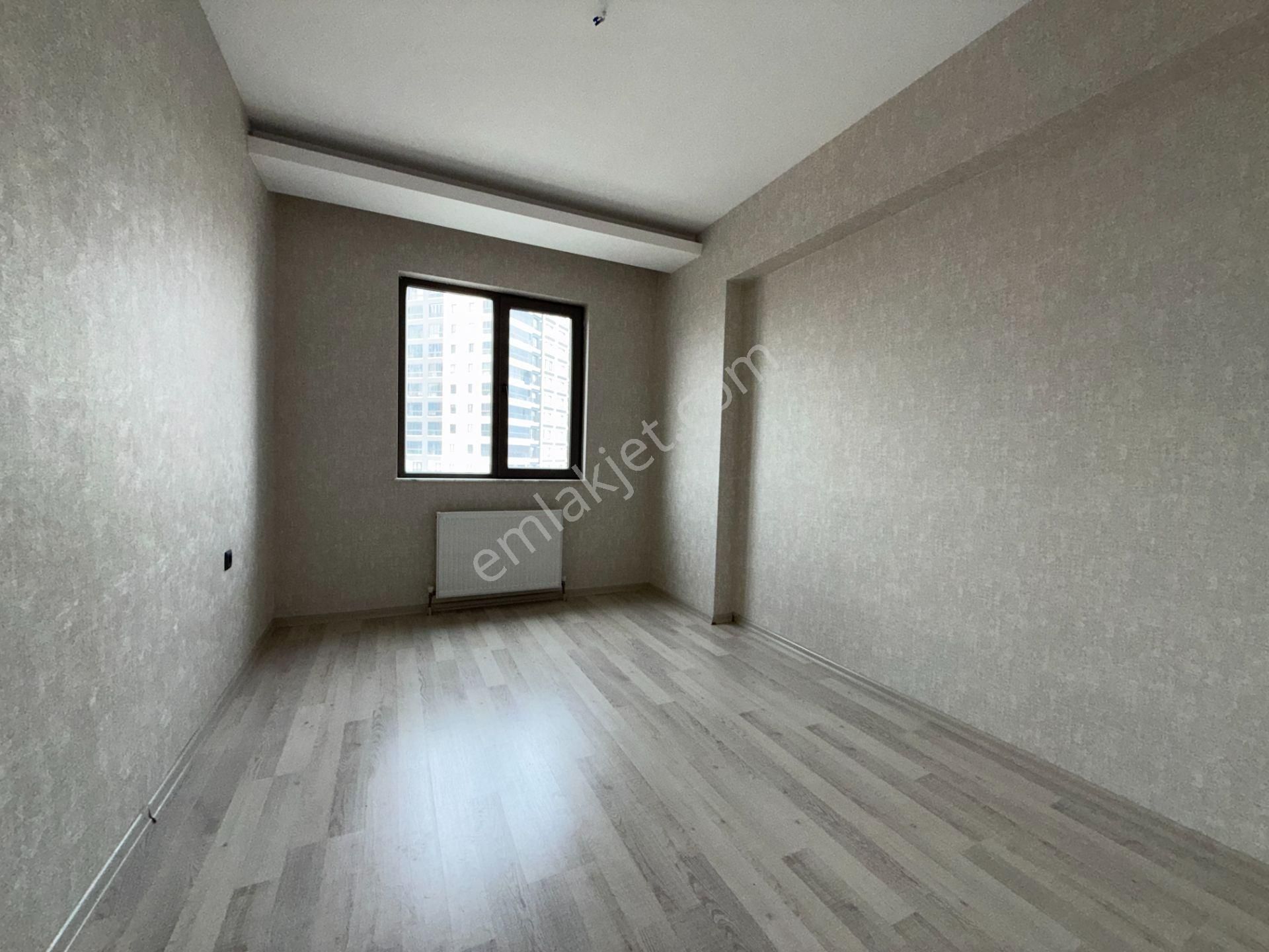 Ufuk Kılıç Emlak'tan Sitede K.otoparklı Şık Yapılı Modern 4+1 Daire - Görsel 17