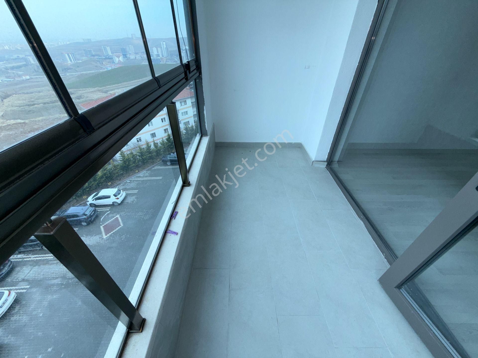 Ufuk Kılıç Emlak'tan Sitede K.otoparklı Şık Yapılı Modern 4+1 Daire - Görsel 23
