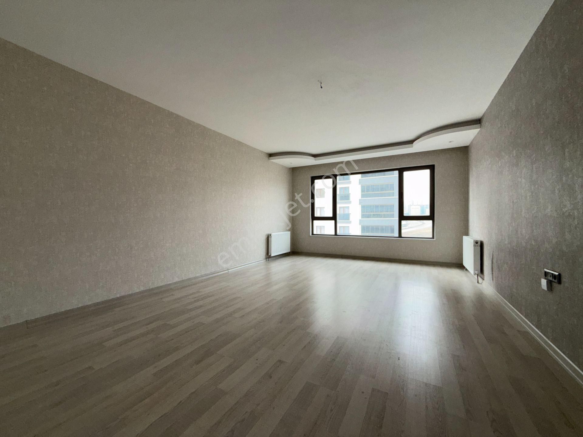 Ufuk Kılıç Emlak'tan Sitede K.otoparklı Şık Yapılı Modern 4+1 Daire - Görsel 10