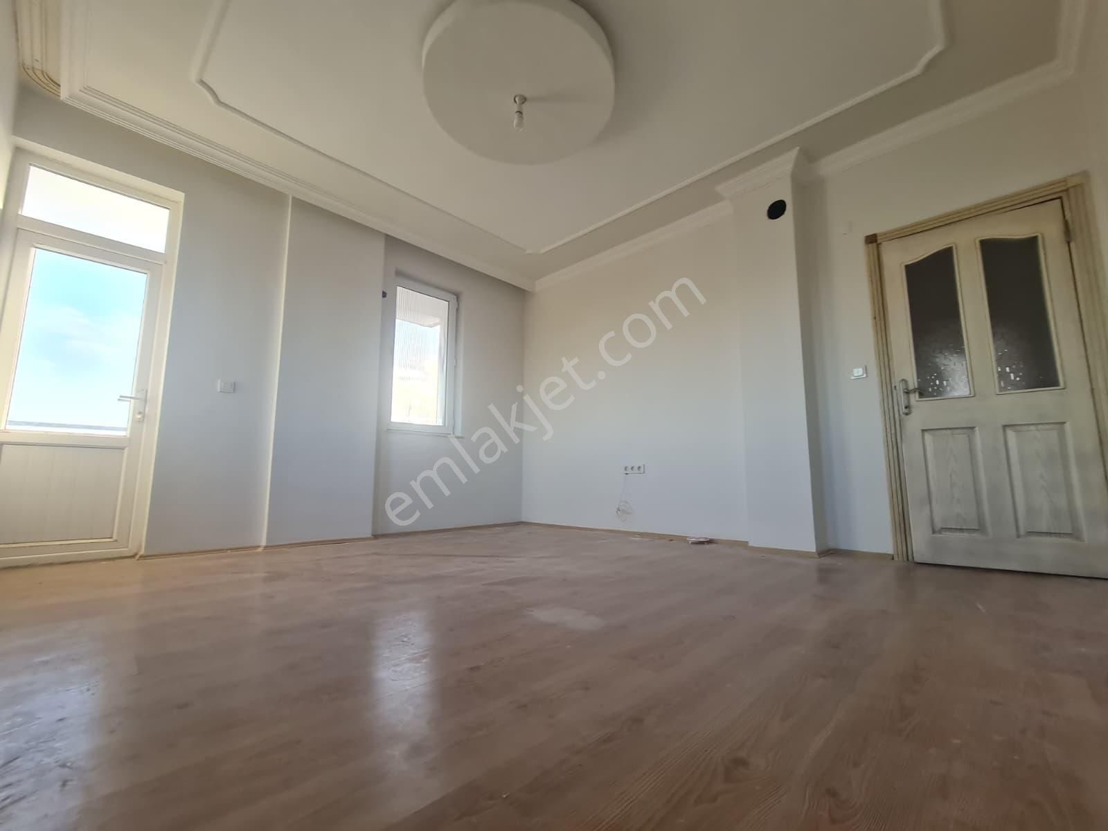 V.aydoğmuş Mh.cumartesi Pazar Yakını İskanlı Katta 2+1 Satılık Konut - Görsel 5