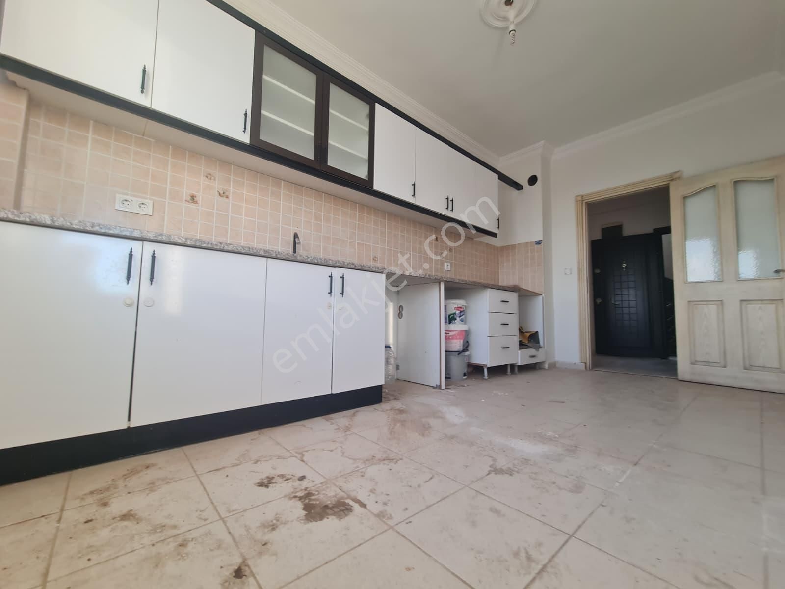 V.aydoğmuş Mh.cumartesi Pazar Yakını İskanlı Katta 2+1 Satılık Konut - Görsel 14