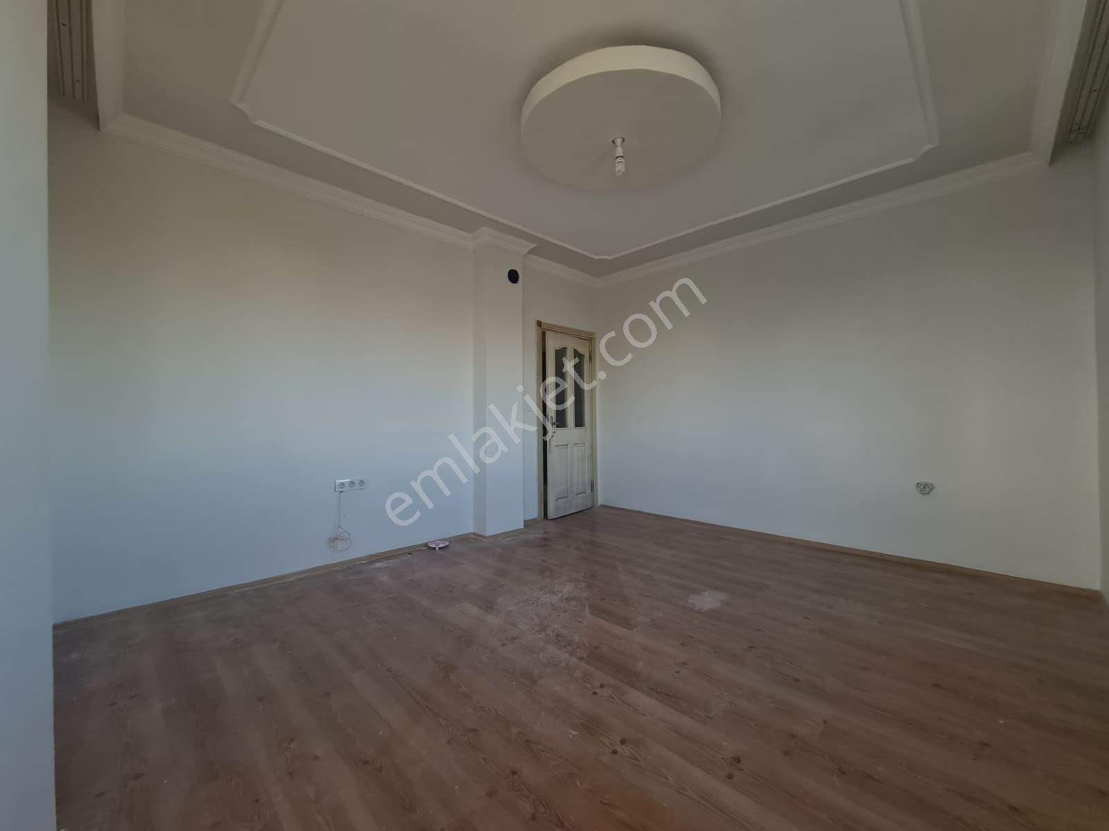 V.aydoğmuş Mh.cumartesi Pazar Yakını İskanlı Katta 2+1 Satılık Konut - Görsel 6