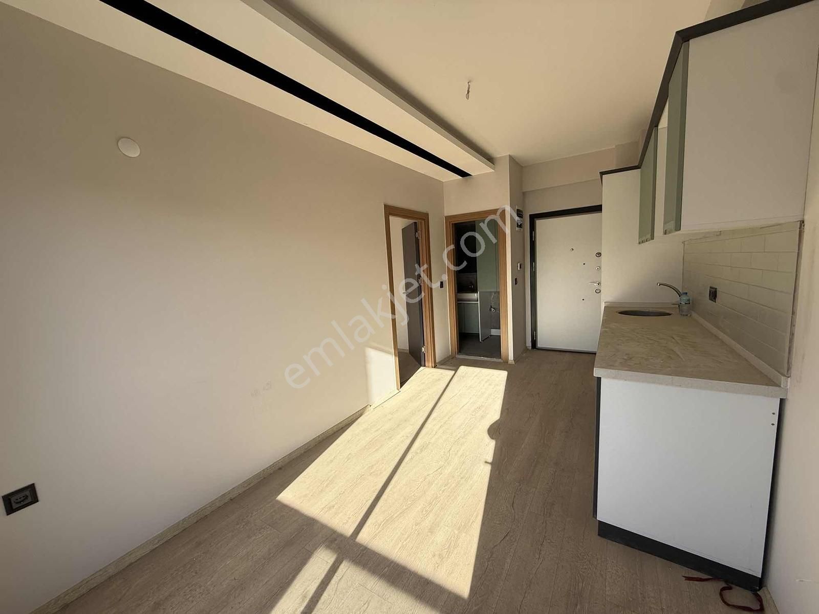 Üniversiteye 2 Dk | Diya Yapıda Balkonlu 1+1 Asansörlü - Görsel 9