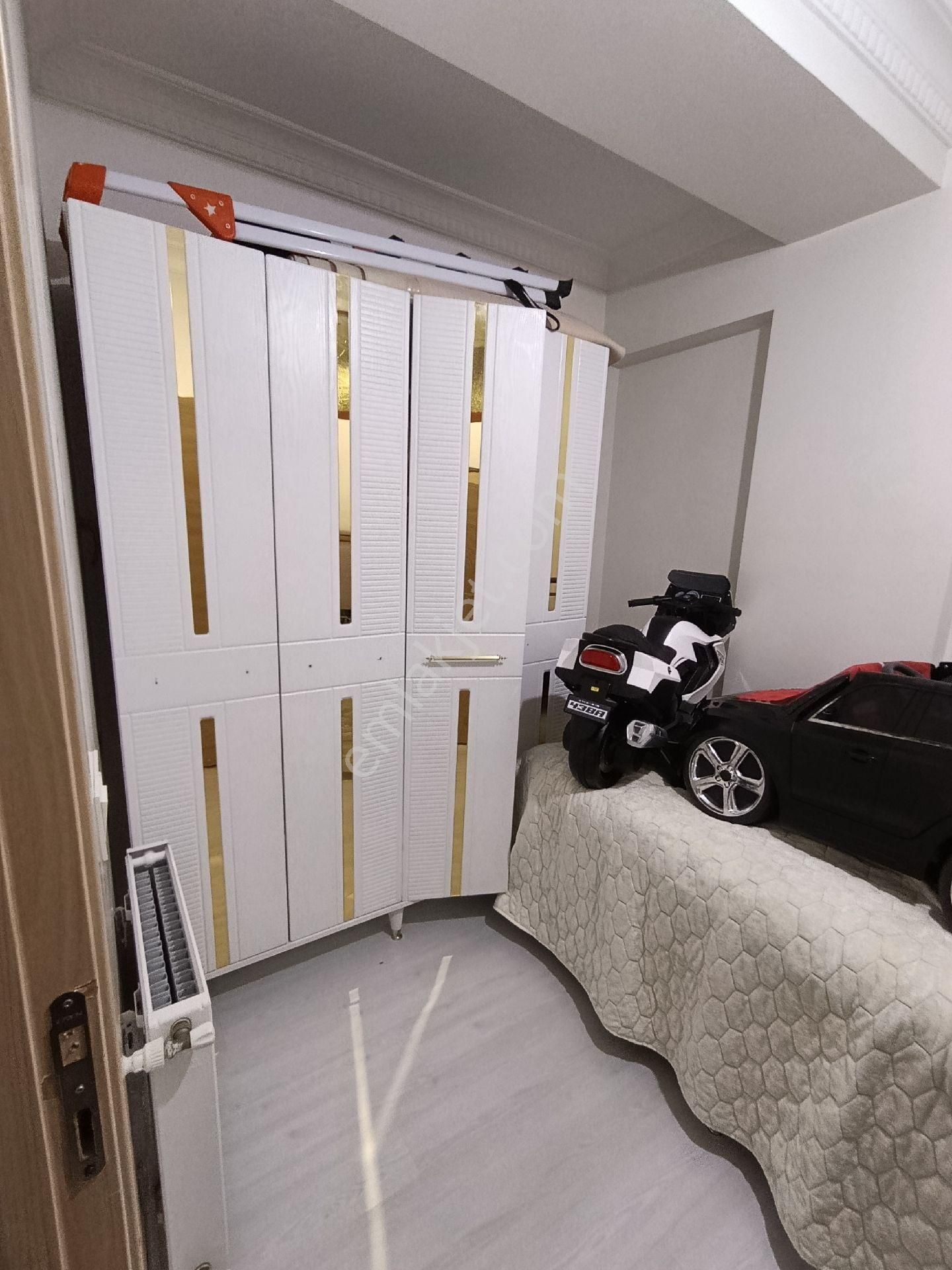 Hicret Emlaktan Esenler Tuna Mah.2+1 75 M2 Satılık Daire Acil - Görsel 10