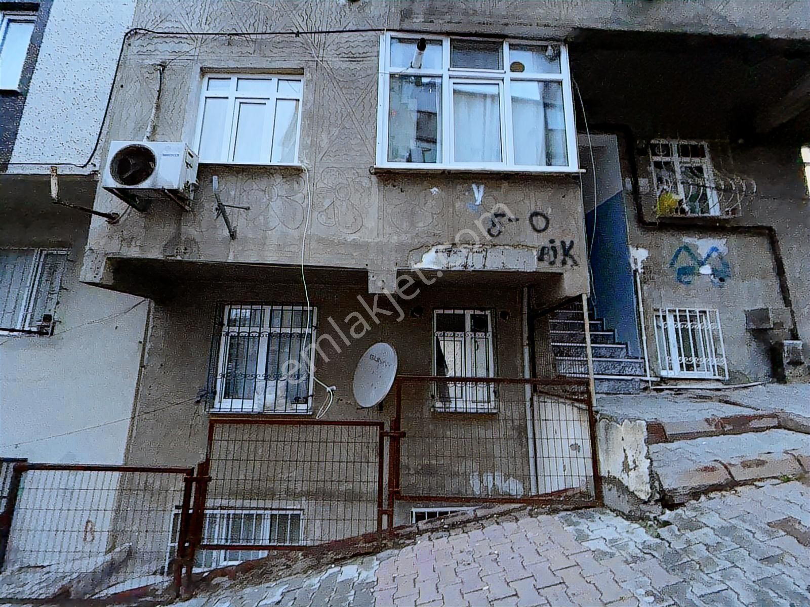 Esentepe Mahallesi 2869 Sokak 2+1 Bahçe Katı Kiralık Daire