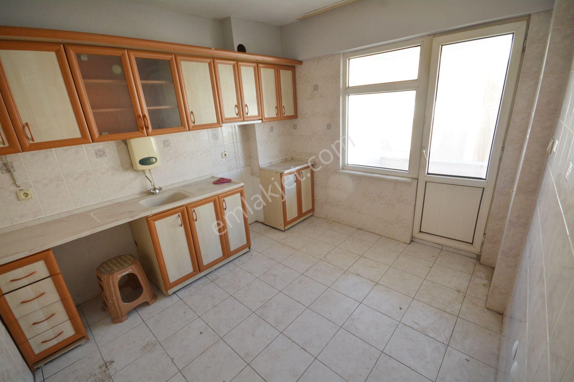 ▀ Jet Emlaktan Altınkum'da Ayrı Mutfaklı Kiralık 2+1 Daire - Görsel 5