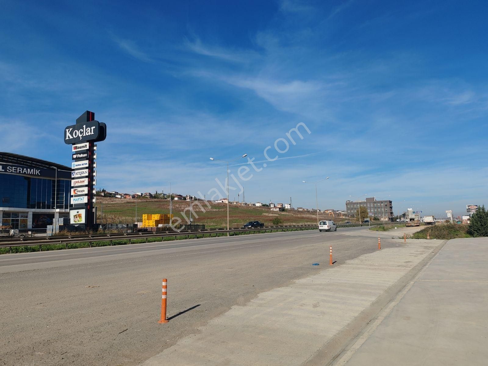 Gop'ta Bursa Yoluna Cephe Kiralık Sıfır Dükkan - Görsel 5
