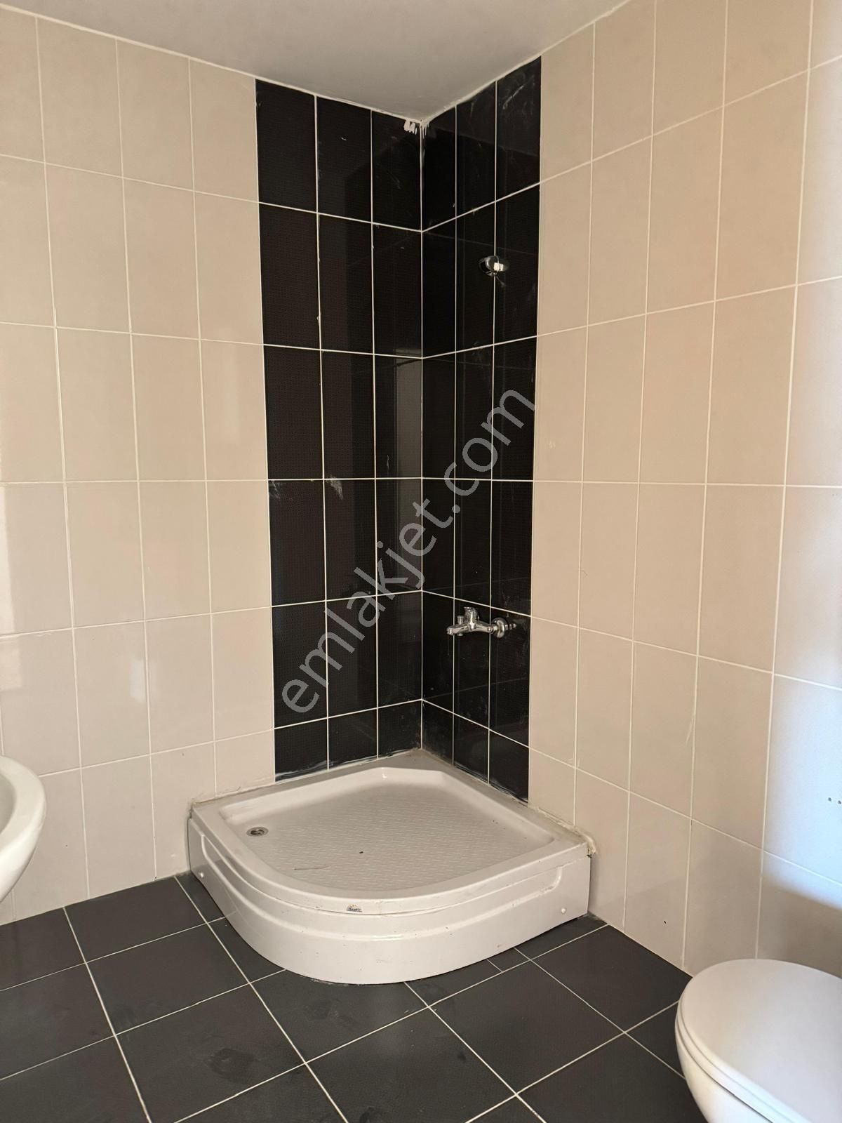 Setel Premiumdan Kayapa Örencik Mah. 3+1 Site İçi Kiralık - Görsel 5