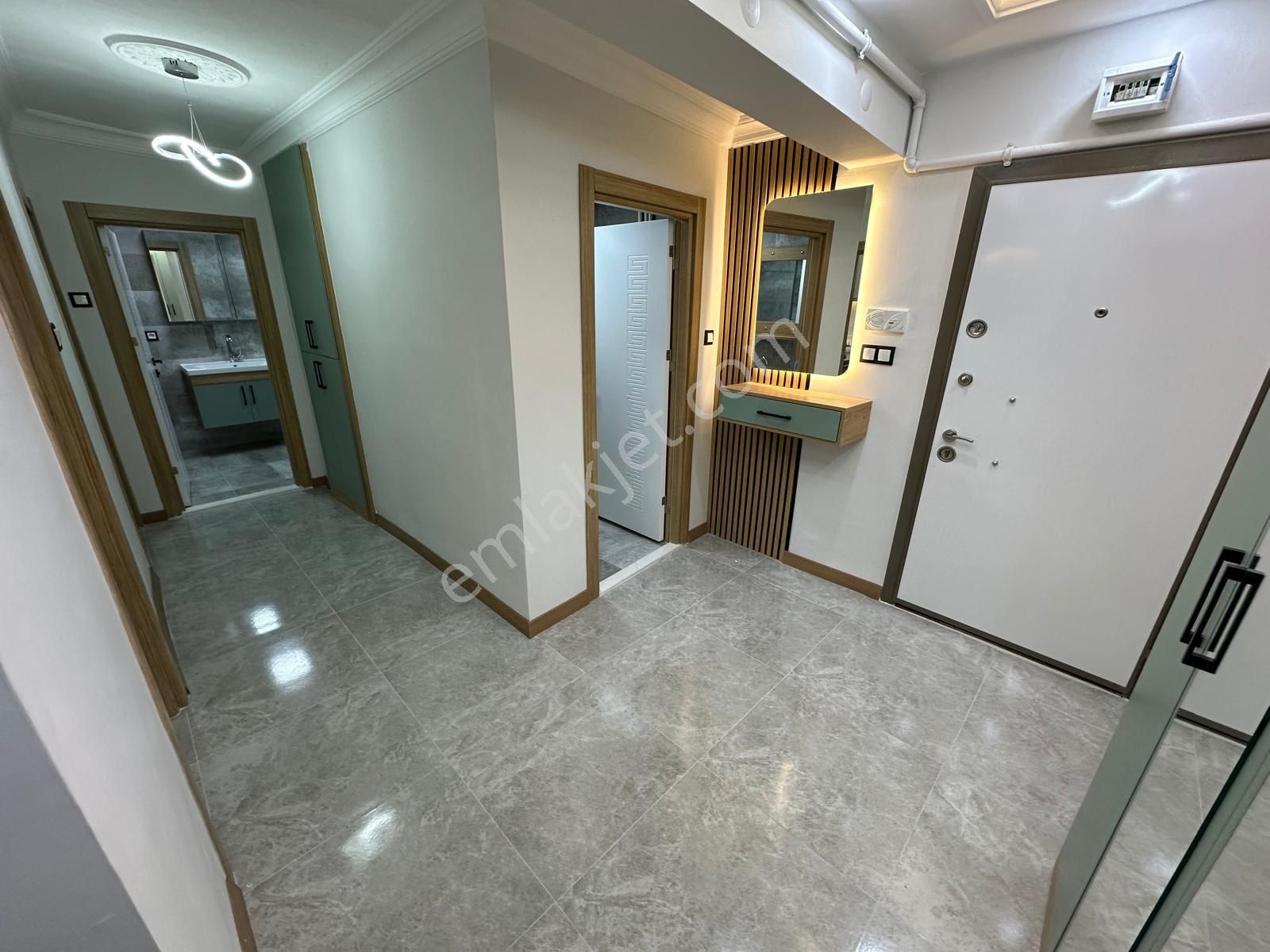 Ertuğrul Gazi Mah'de Site İçerisinde Masrafsız Lüks 3+1 Daire - Görsel 9