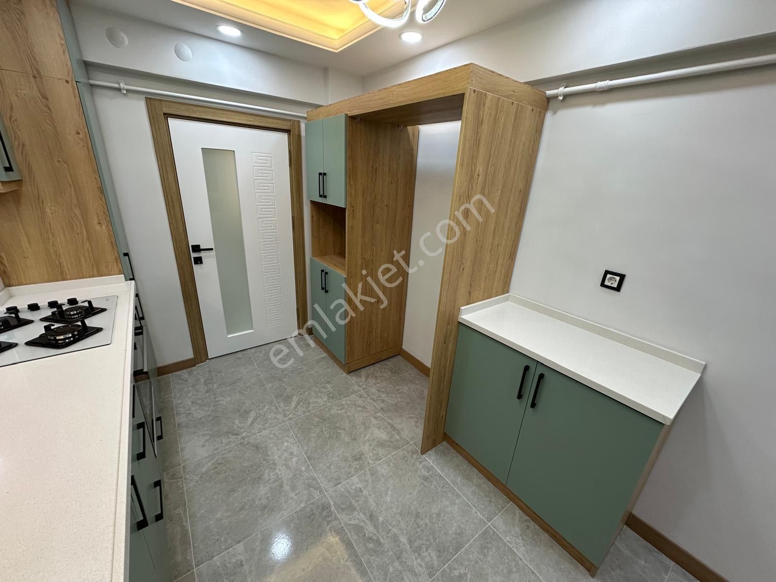 Ertuğrul Gazi Mah'de Site İçerisinde Masrafsız Lüks 3+1 Daire - Görsel 6