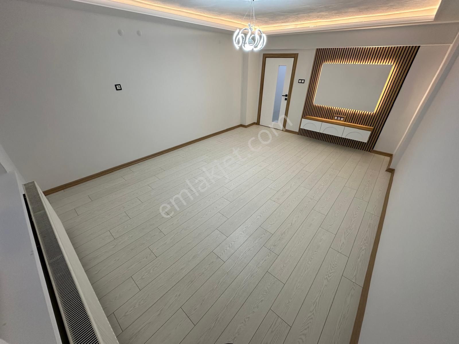 Ertuğrul Gazi Mah'de Site İçerisinde Masrafsız Lüks 3+1 Daire - Görsel 13