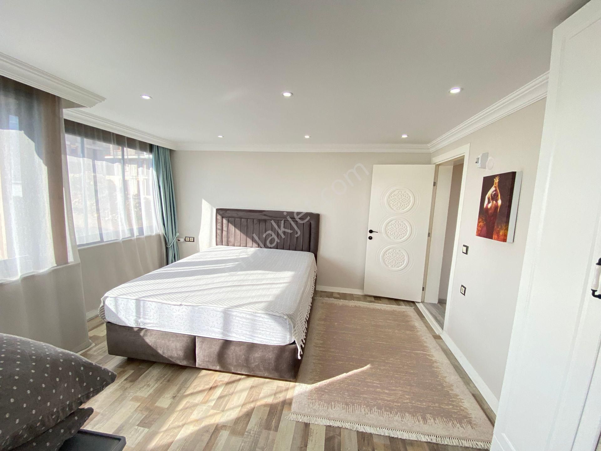 Doğanbey De Full Eşyalı Havuzlu Denize Yakın Satılık 3+1 Villa - Görsel 28