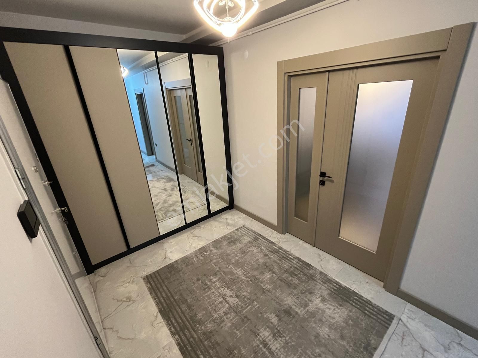 Törekent Botanikte Hastane Ve Metro Ortası Ara Kata E. Banyolu Lüx Daire ! - Görsel 23