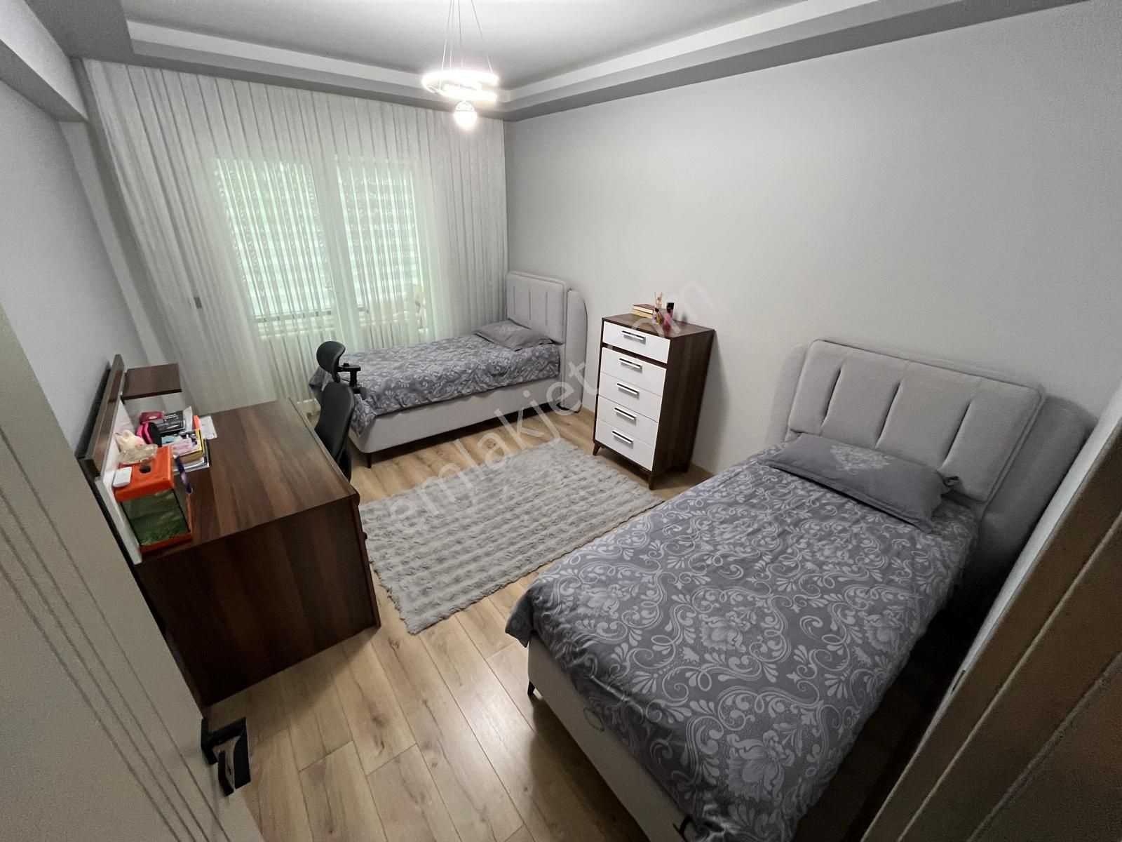 Törekent Botanikte Hastane Ve Metro Ortası Ara Kata E. Banyolu Lüx Daire ! - Görsel 10