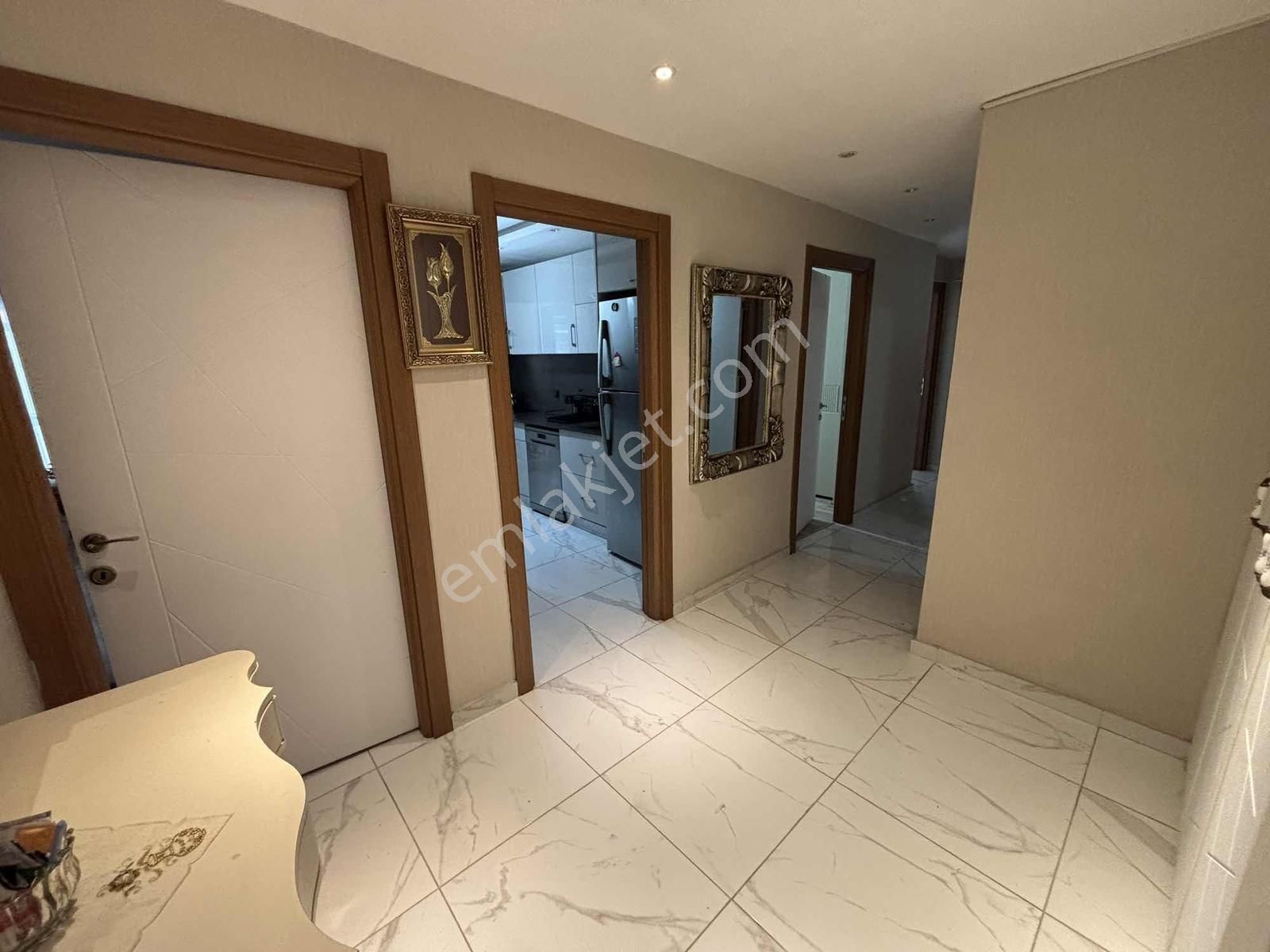 Ataevler Merkezde Geniş Balkonlu Önü Açık Satılık Daire - Görsel 3