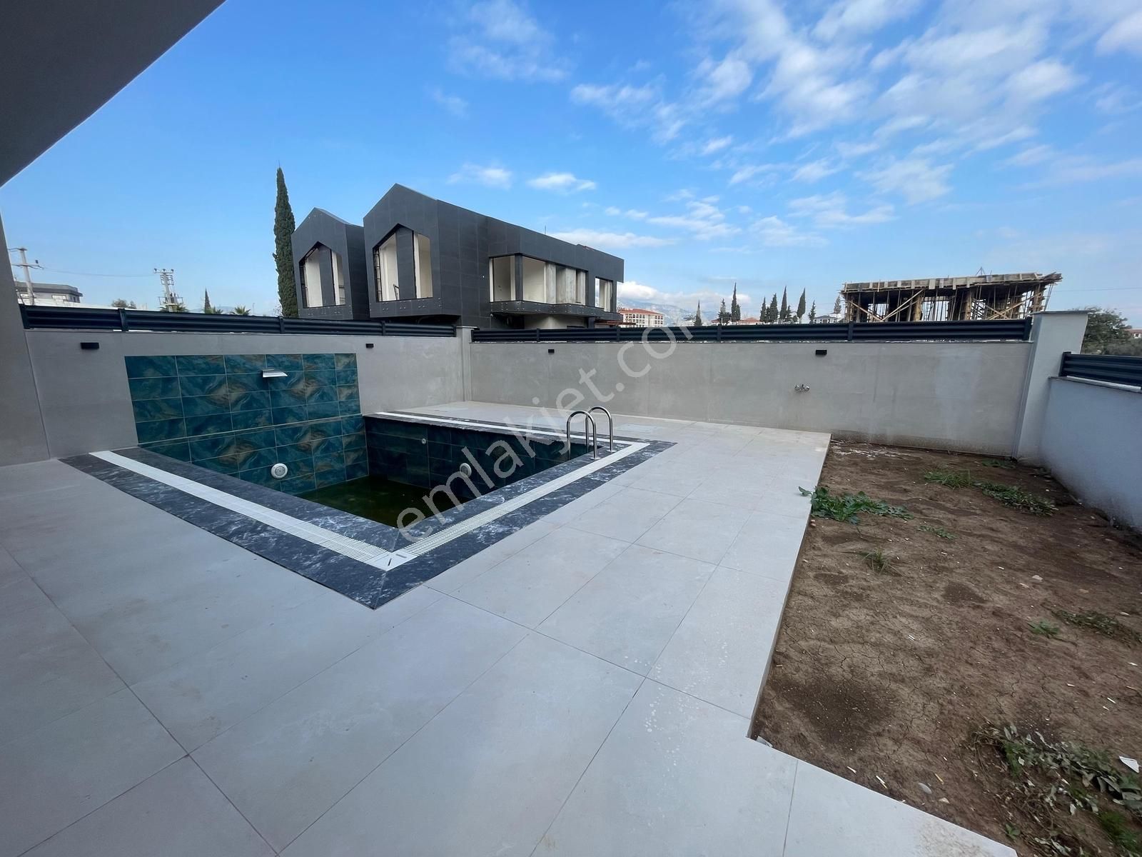 Döşemealtı Satılık Dubleks Ultra Lüks Yüzme Havuzlu İkiz Villa - Görsel 34