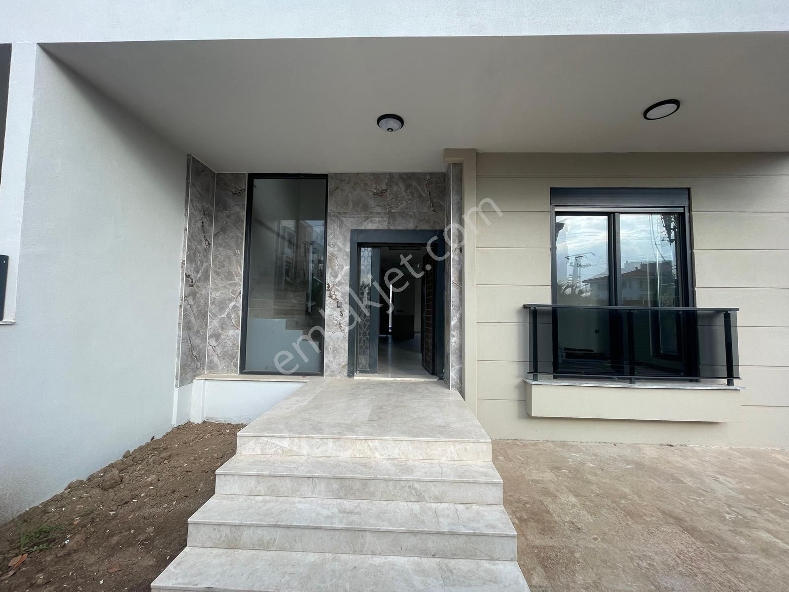 Döşemealtı Satılık Dubleks Ultra Lüks Yüzme Havuzlu İkiz Villa - Görsel 28
