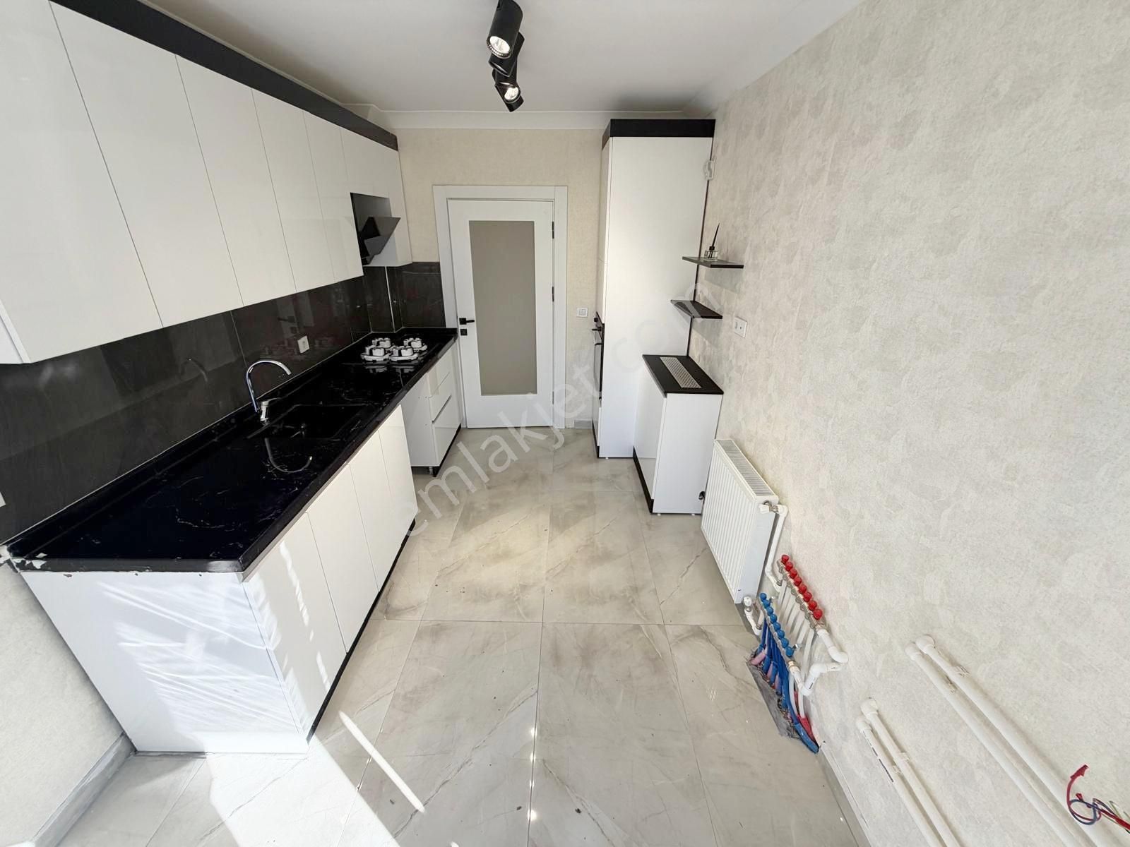 Merkezi Konumda 3+1 Geniş Kullanışlı Acill Satılık 3+1 Kaçmaz - Görsel 10