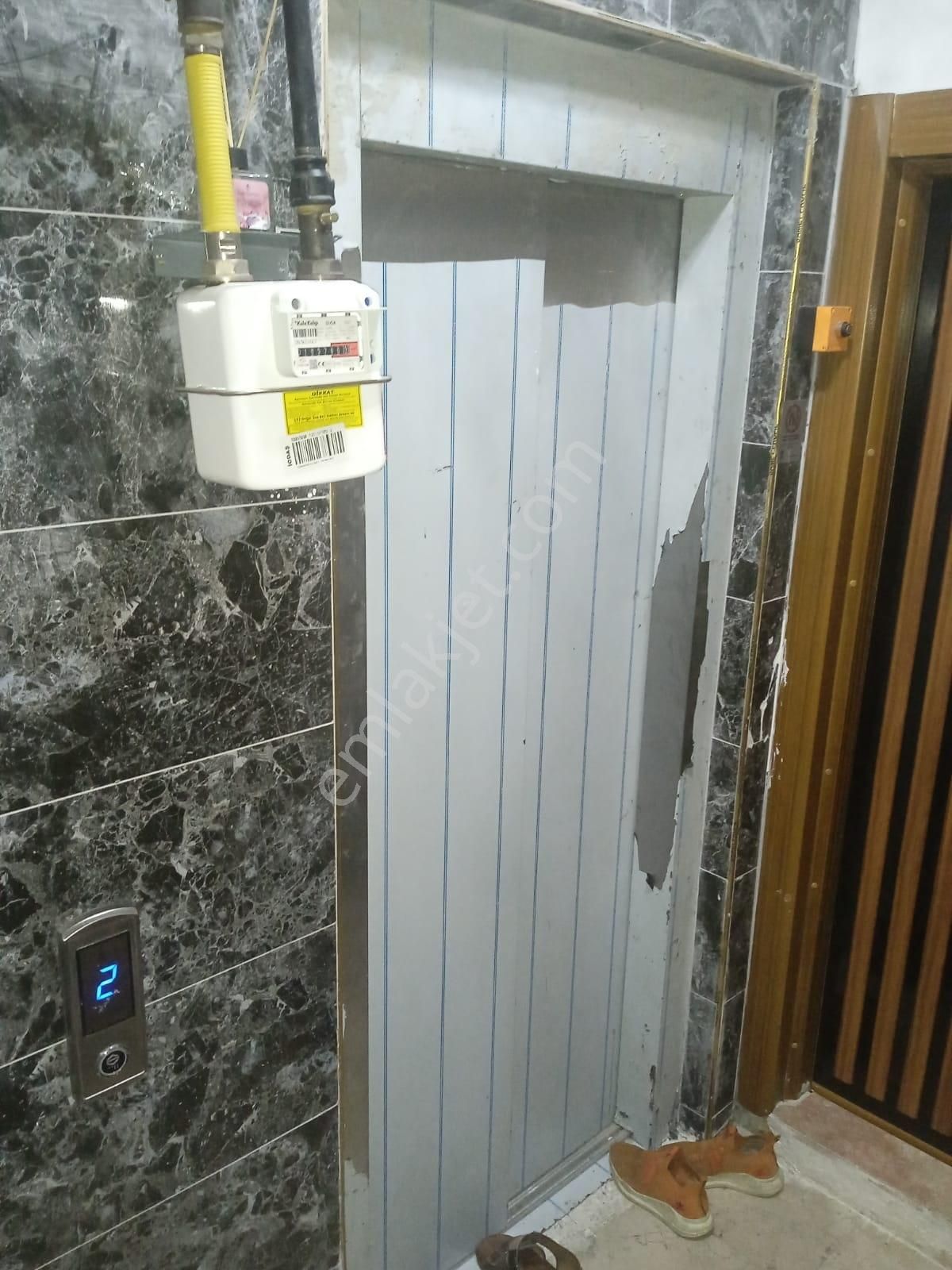 Bayramtepe Mahalle Arası 2+1 Boyalı Kiralık Daire - Görsel 2