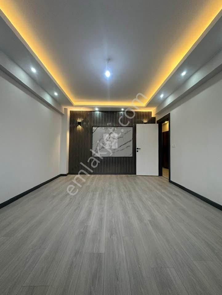 Kabal'dan Ön Cephe 2+1 | Yerden Isıtma Sistemi & Led Tasarım