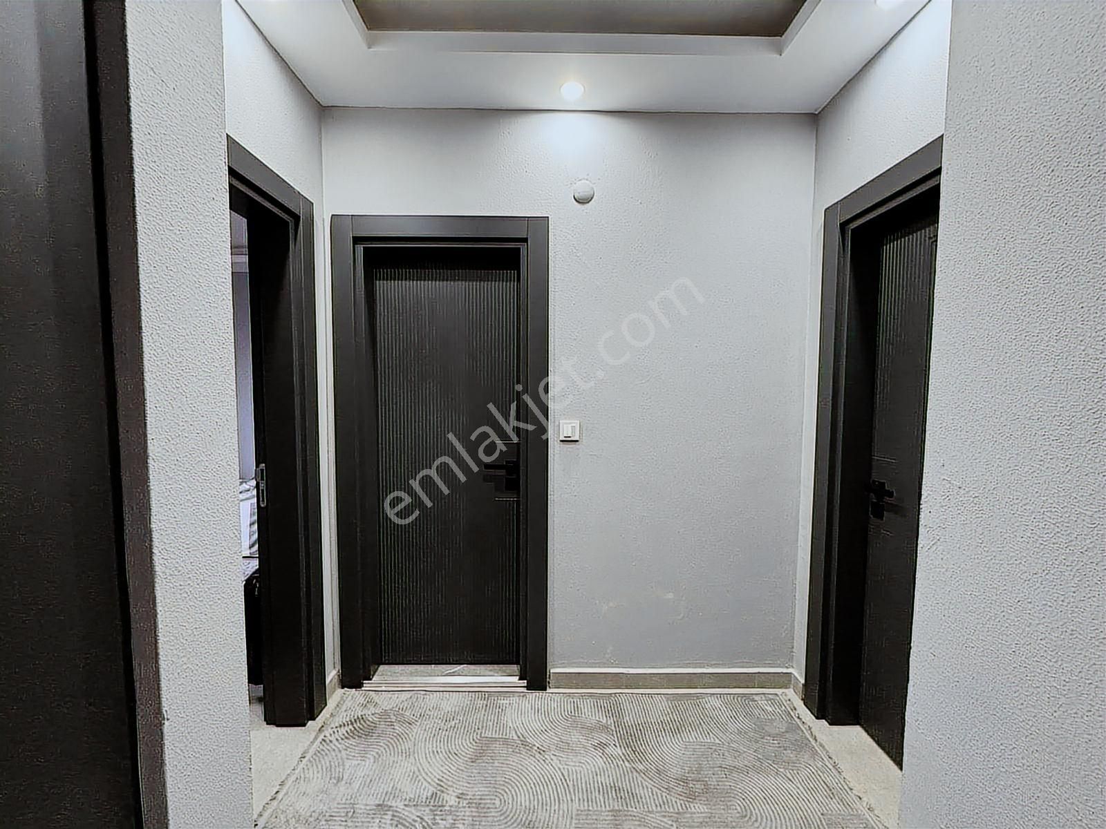 Buca Karacaağaç'ta 1750m2 Arazi İçinde Lüx Eşyalı 2+1 Havuzlu Ev - Görsel 17