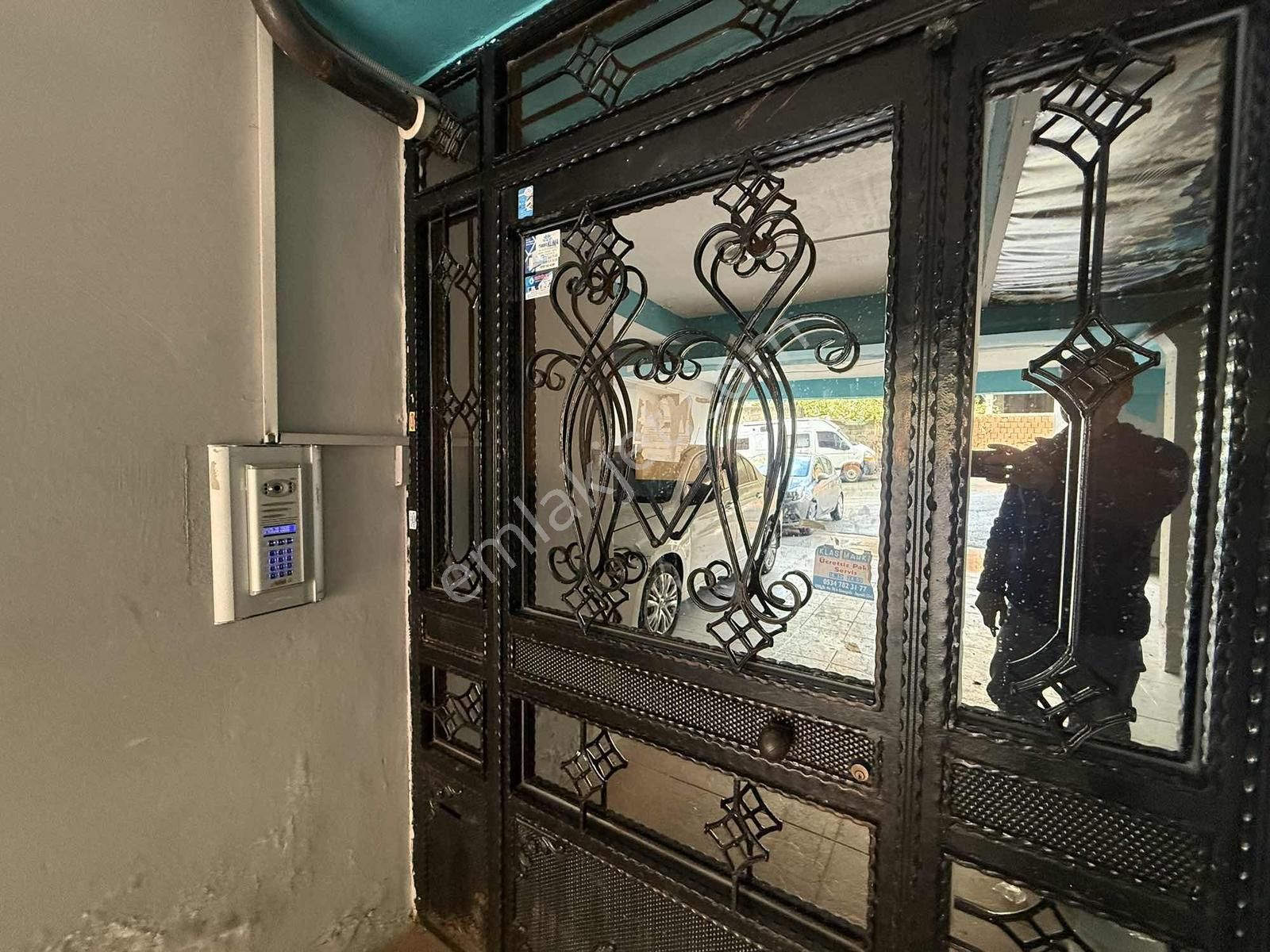 Şehrin Merkezinde, Hem Bahçeli Hem De Deniz Manzaralı Daire - Görsel 3