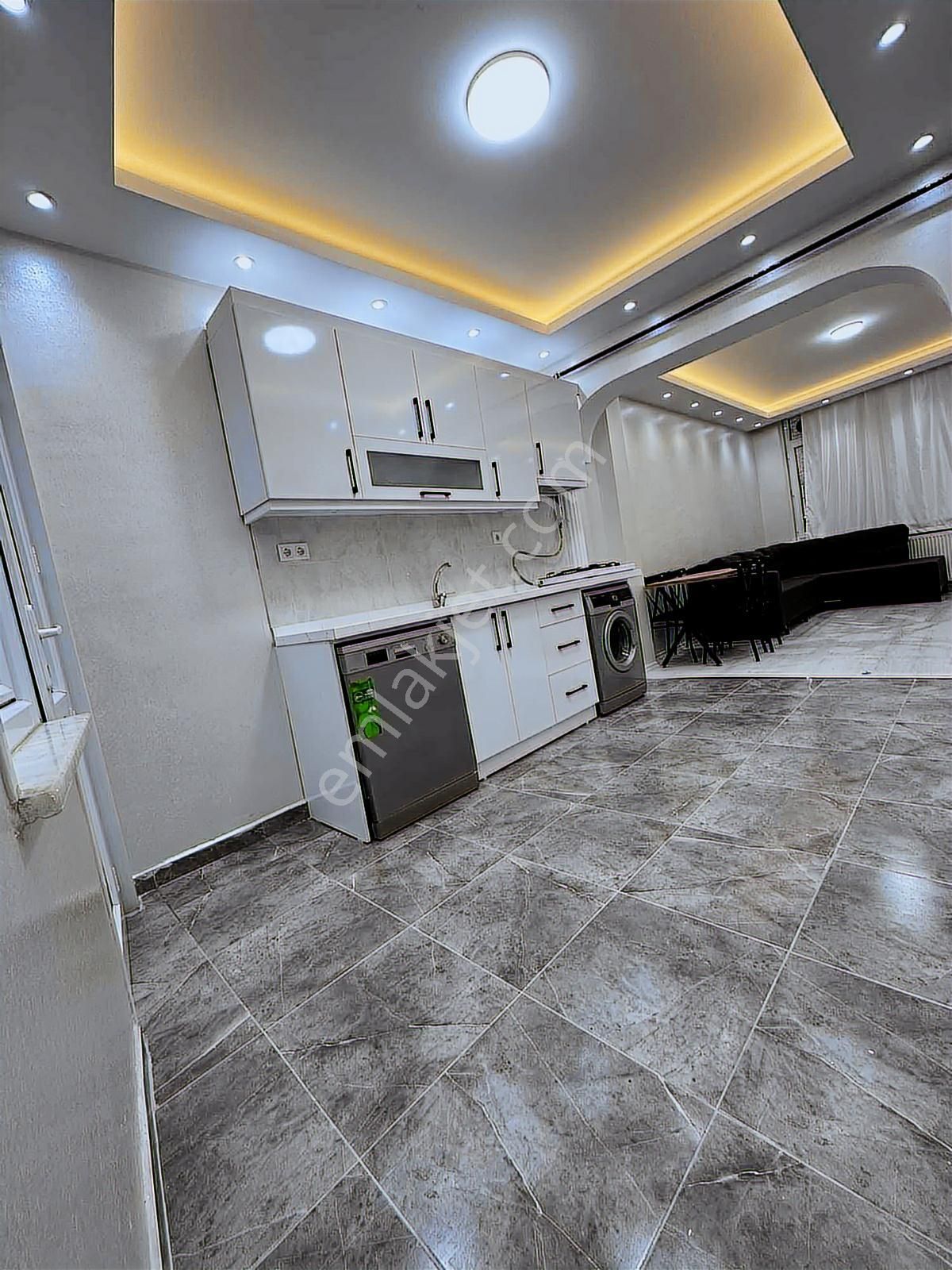 Uygun Emlaktan Kiralık Nef163 Yanı 1+1 Ful Eşyalı Daire - Görsel 2