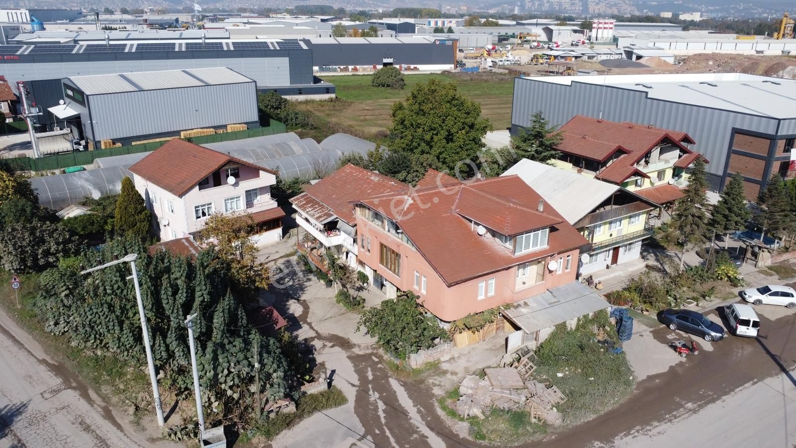 Tarcanlar'dan Kullarda 2037m2 Satılık Sanayi Arsası - Görsel 7