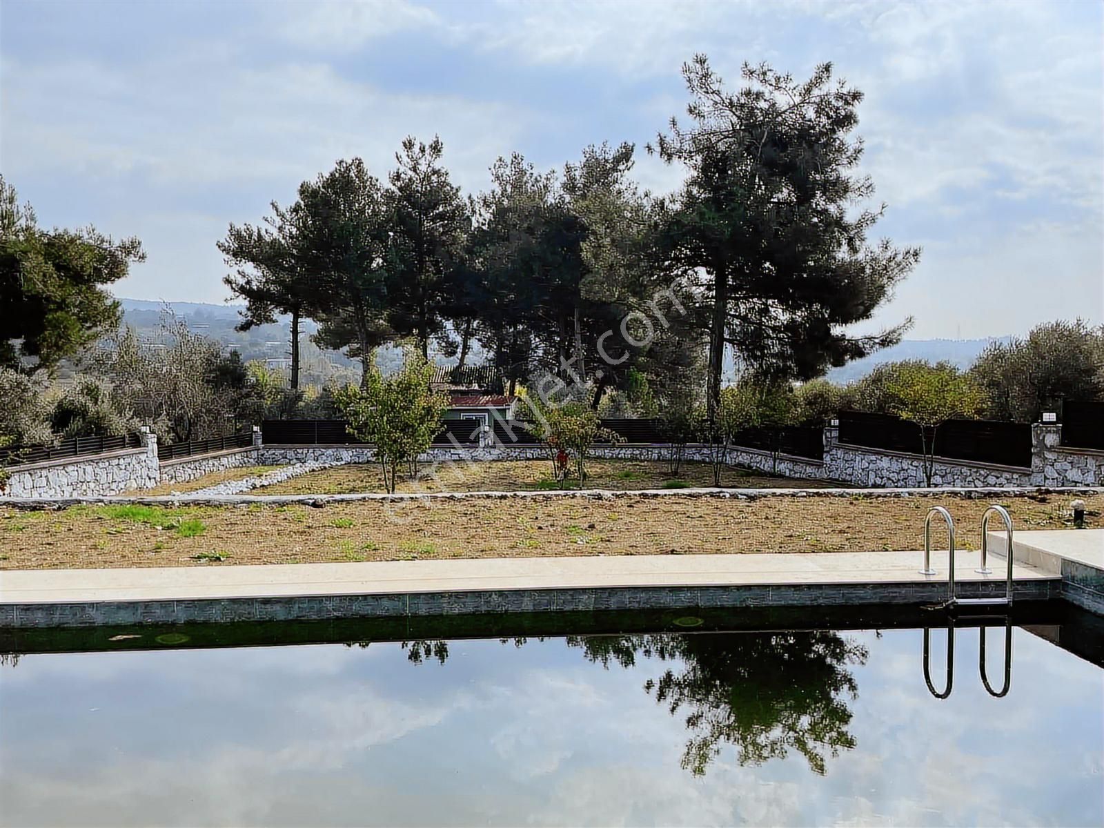 Buca Karacagac'ta 10.515m2 Arazi Tek Tapulu Havuzlu Müstakilev - Görsel 32