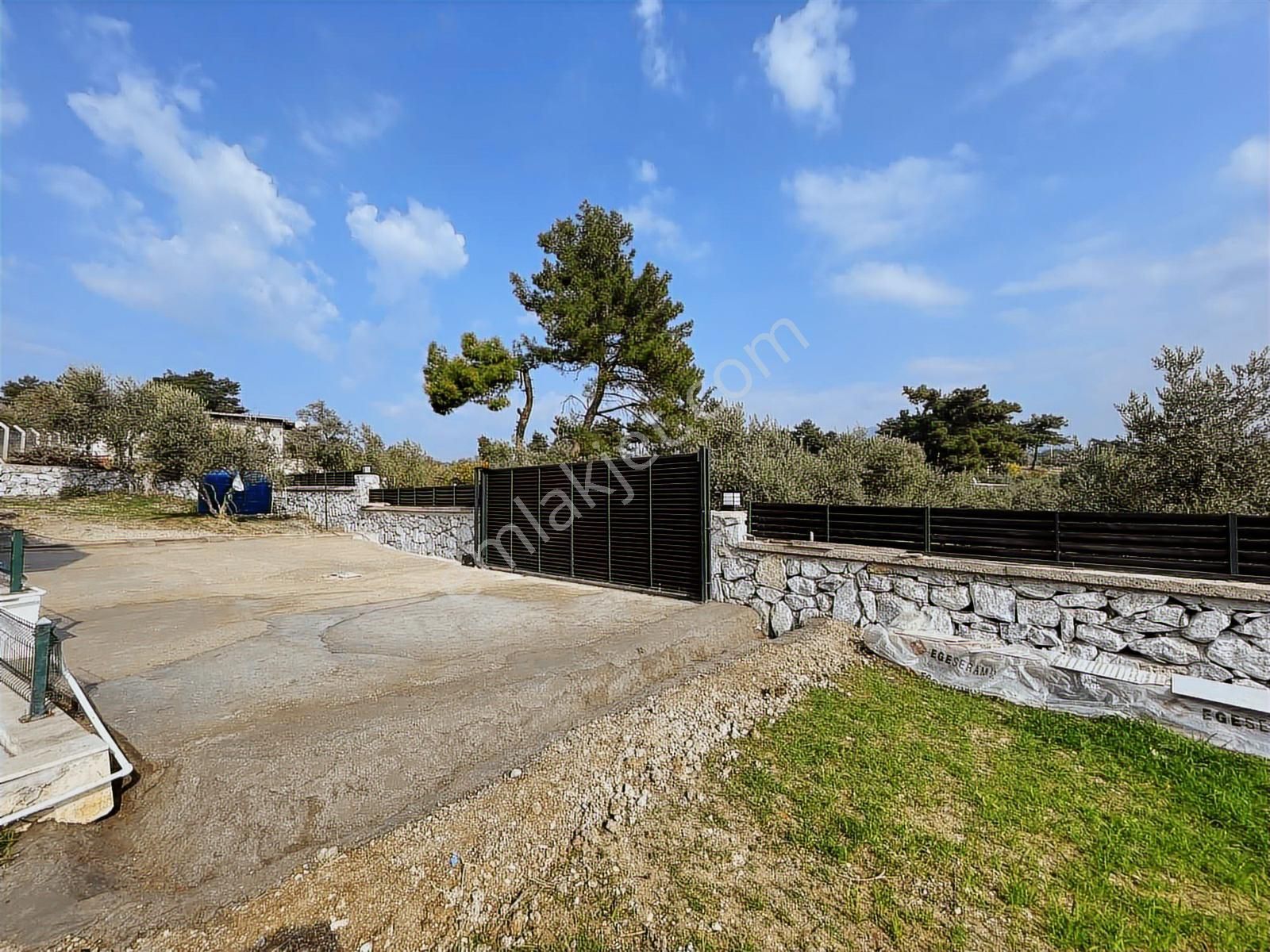 Buca Karacagac'ta 10.515m2 Arazi Tek Tapulu Havuzlu Müstakilev - Görsel 34