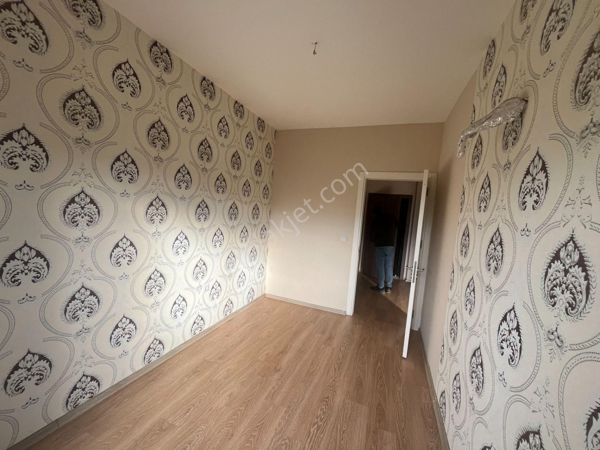 Torbalı Yedi Eylül Mahallesi Havuzlu Site İçerisinde 2+1 Kiralık Daire - Görsel 17